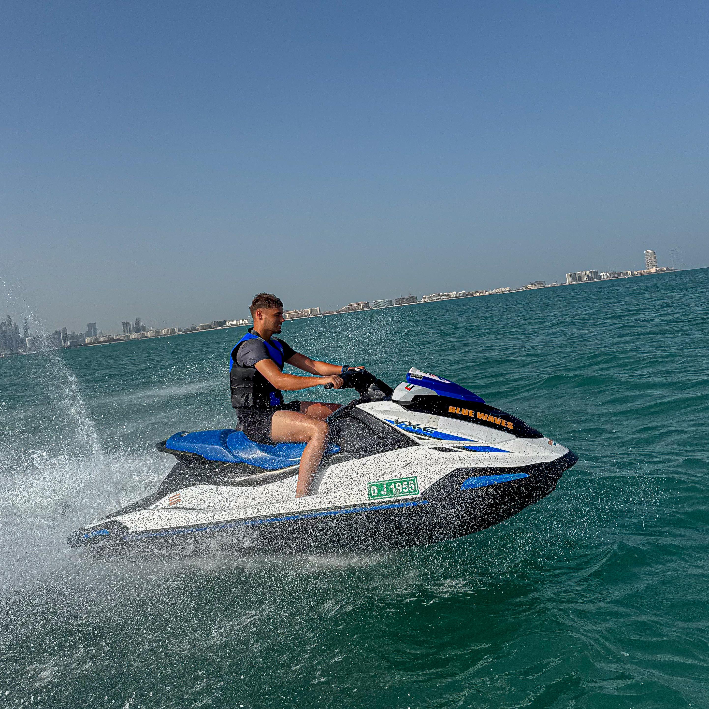 Dubai Jet Ski Adventure: Burj Al Arab & Atlantis Coastal Ride