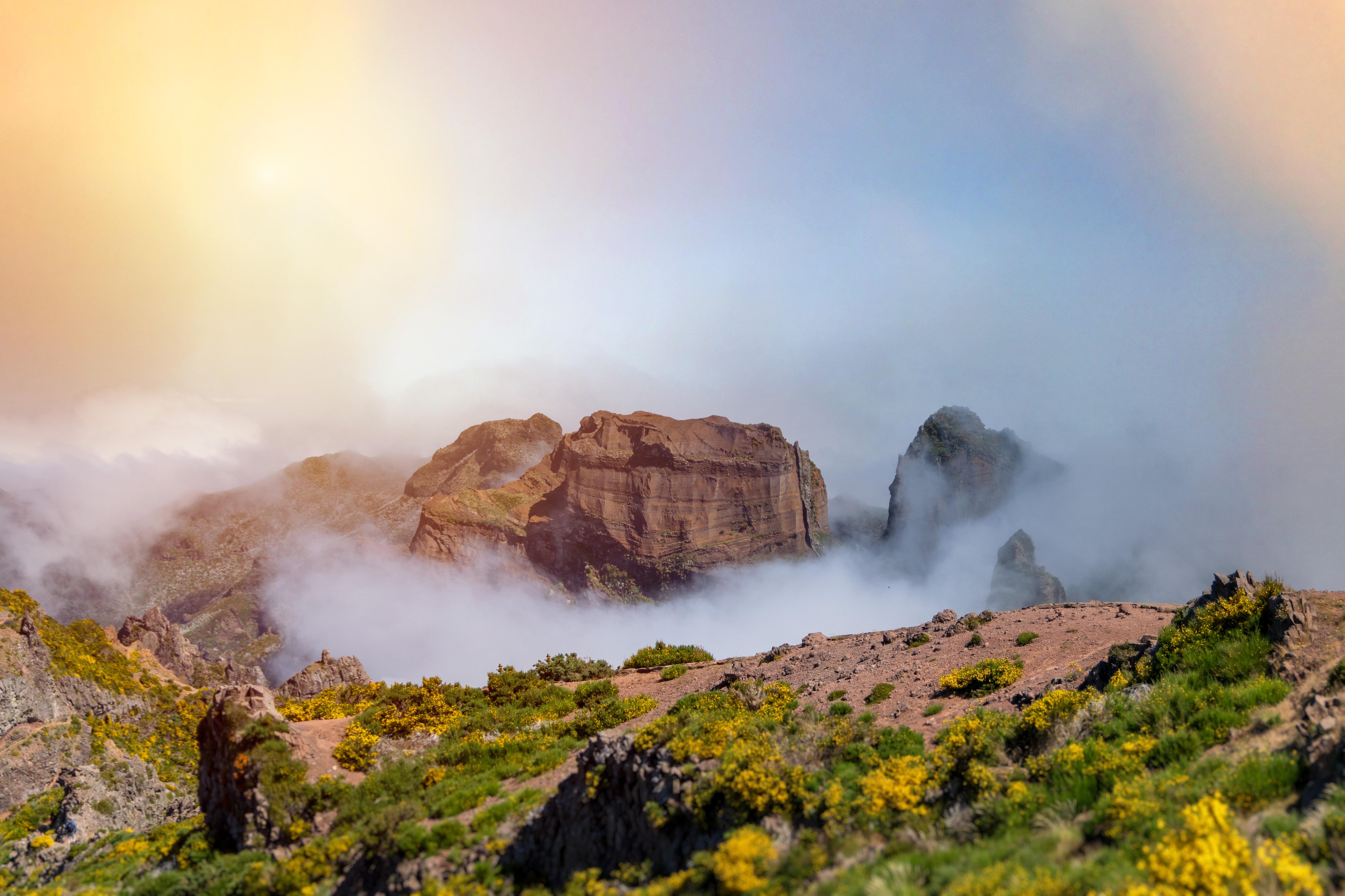 Pico do Areeiro Sunrise & PR1 Trail Guided Hike