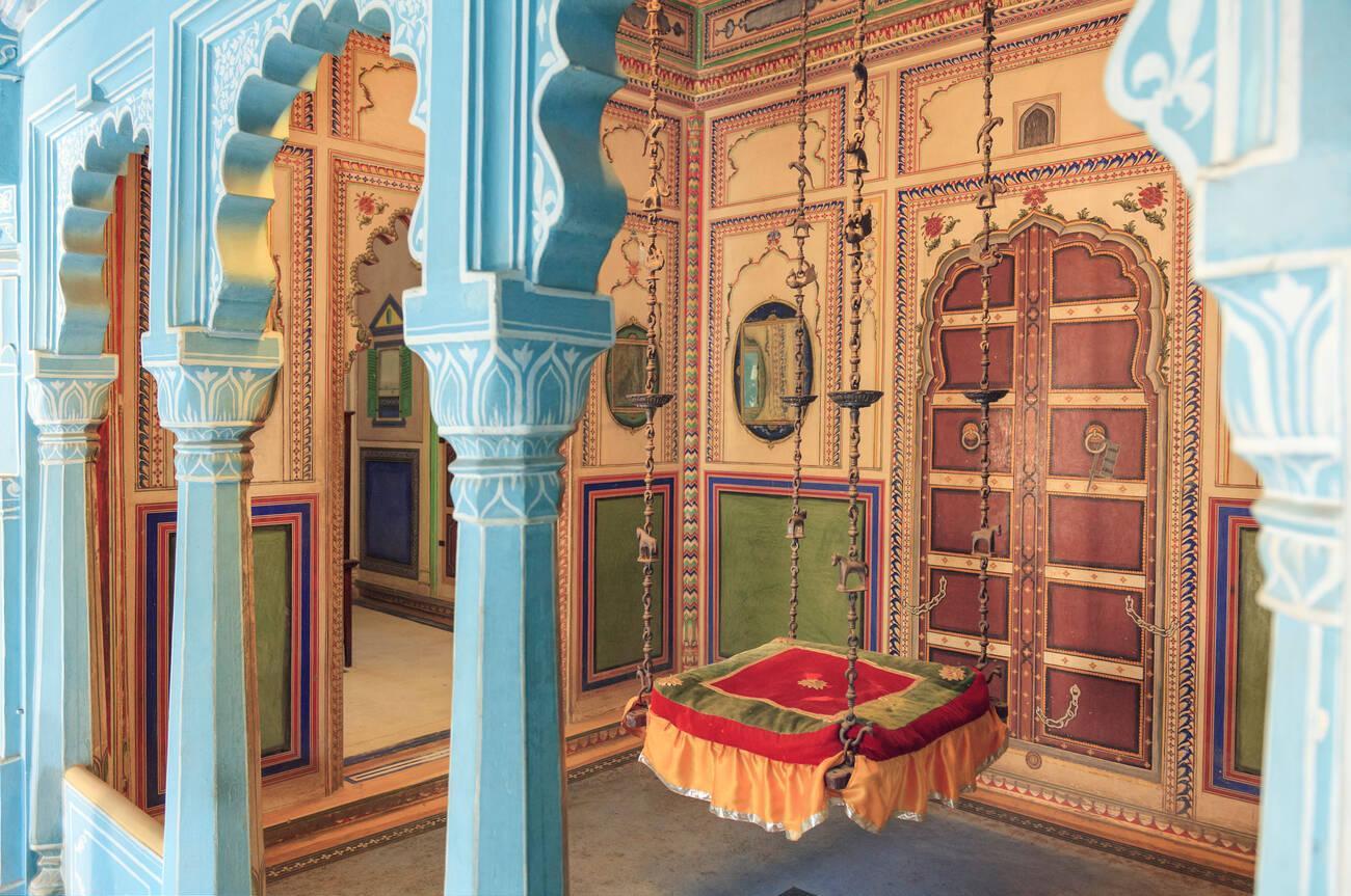 Udaipur Full-Day Private Heritage Tour by Tuk-Tuk or Car