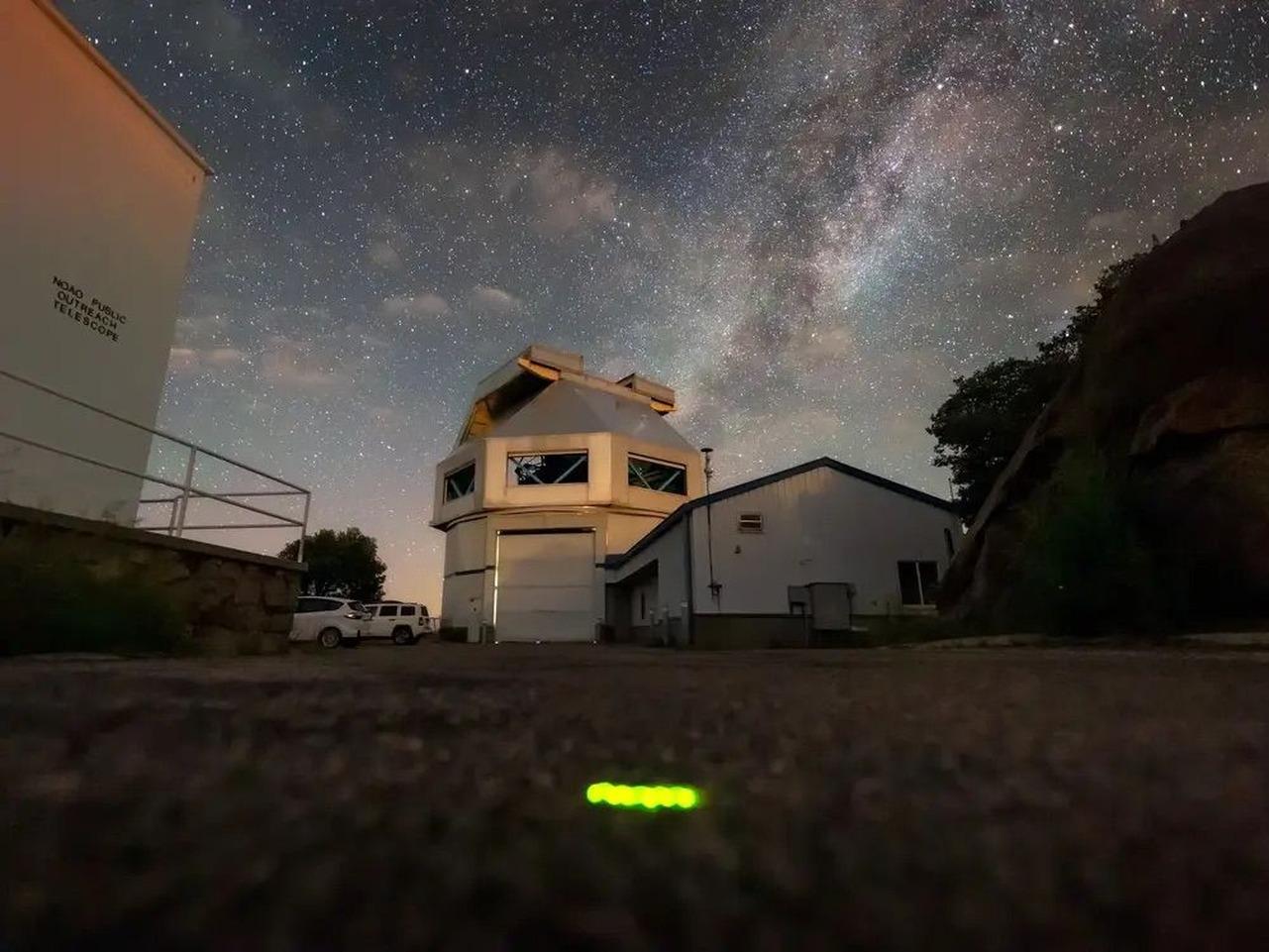 Tucson: Kitt Peak Astro 101 Night Sky Binocular Tour - 2026 (Verified Reviews)