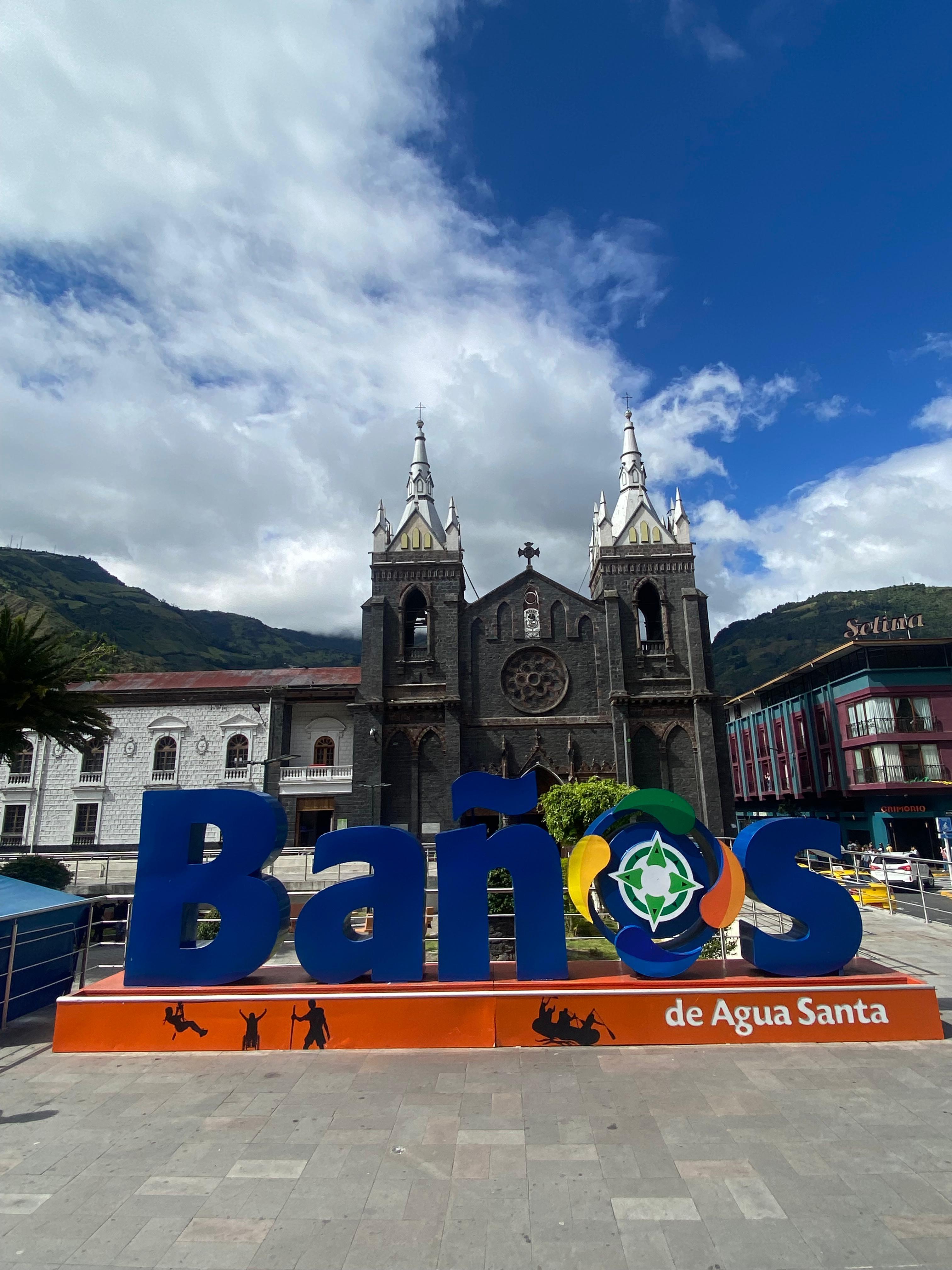2-Day Baños de Agua Santa & Waterfalls Adventure from Quito