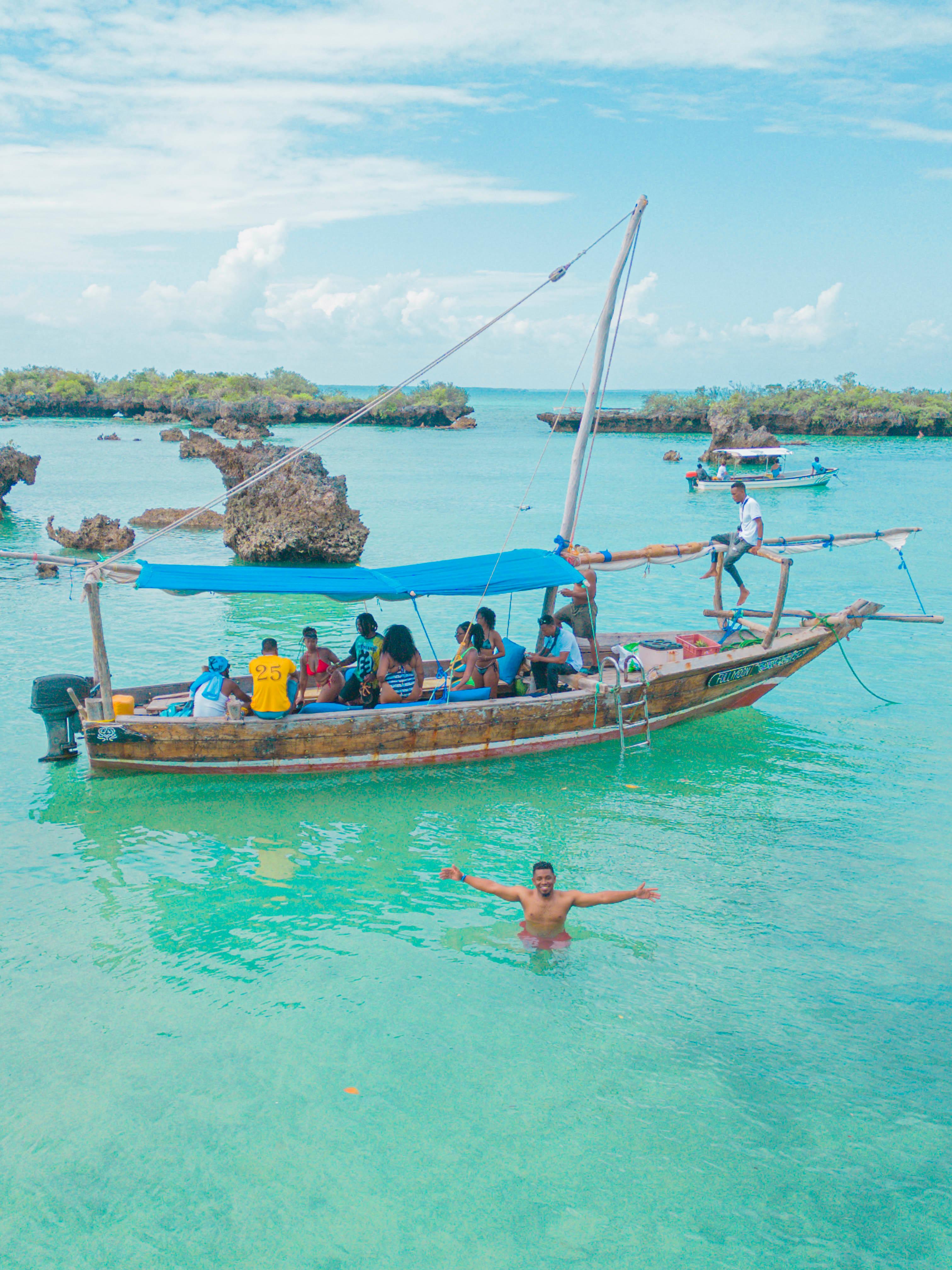 Zanzibar Safari Blue: Snorkeling, Sandbank & Seafood Lunch