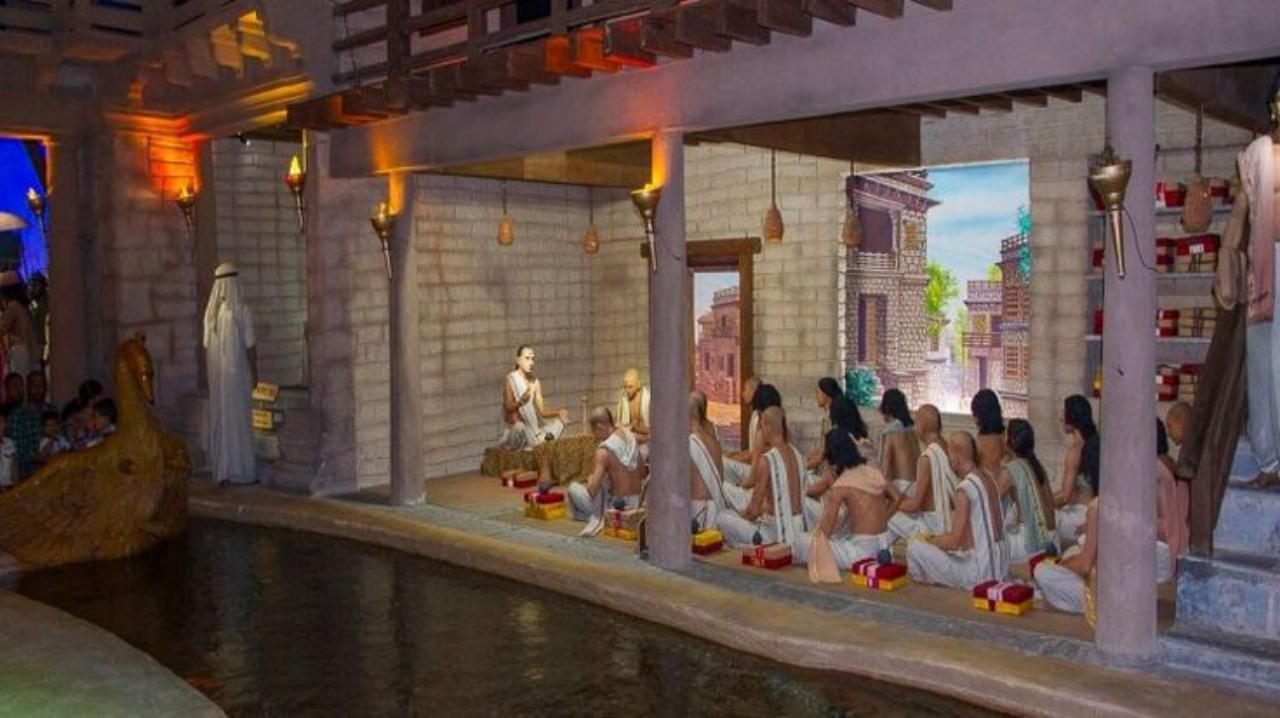 Private Evening Tour: Akshardham Temple & Water Show