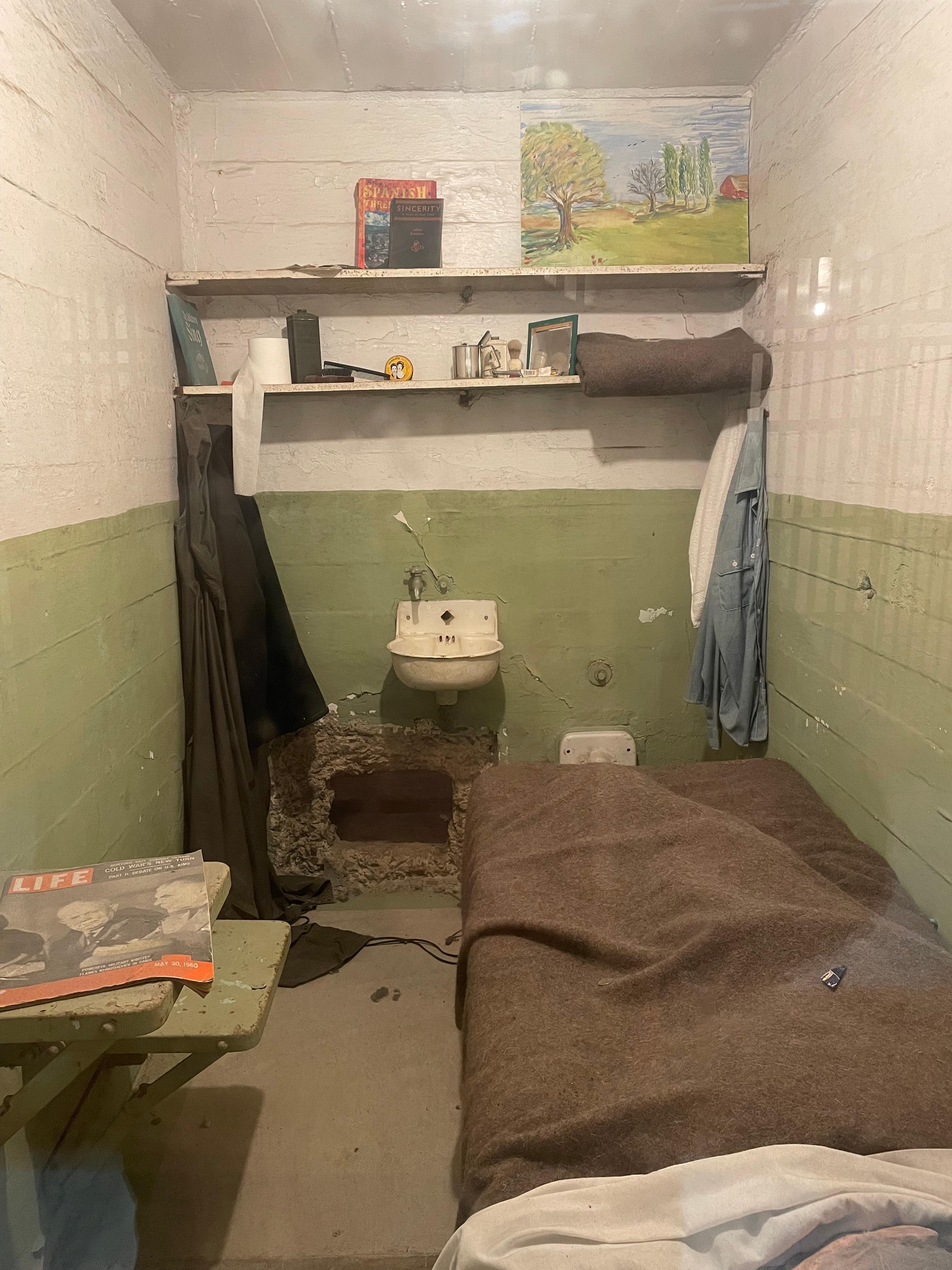Alcatraz Island Experience: Ferry, Entry & Digital Guide
