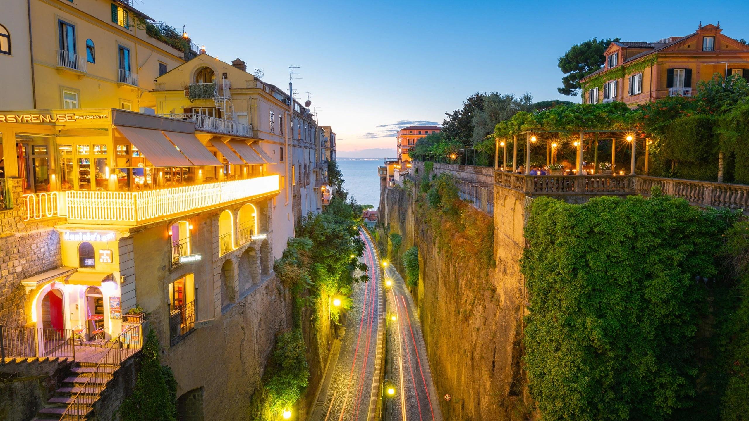 Amalfi Coast Day Tour from Naples