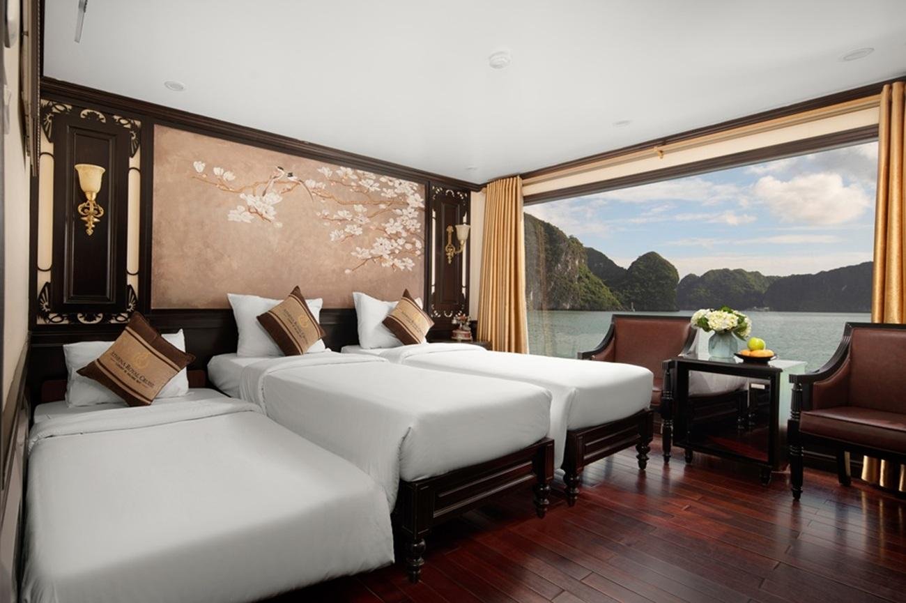 2-Day Halong & Bai Tu Long Bay 5-Star Cruise from Hanoi
