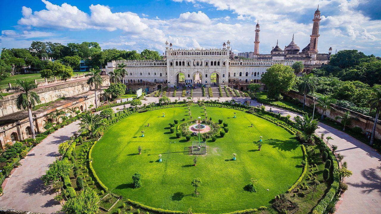 Privétour door Lucknow met auto met privéchauffeur