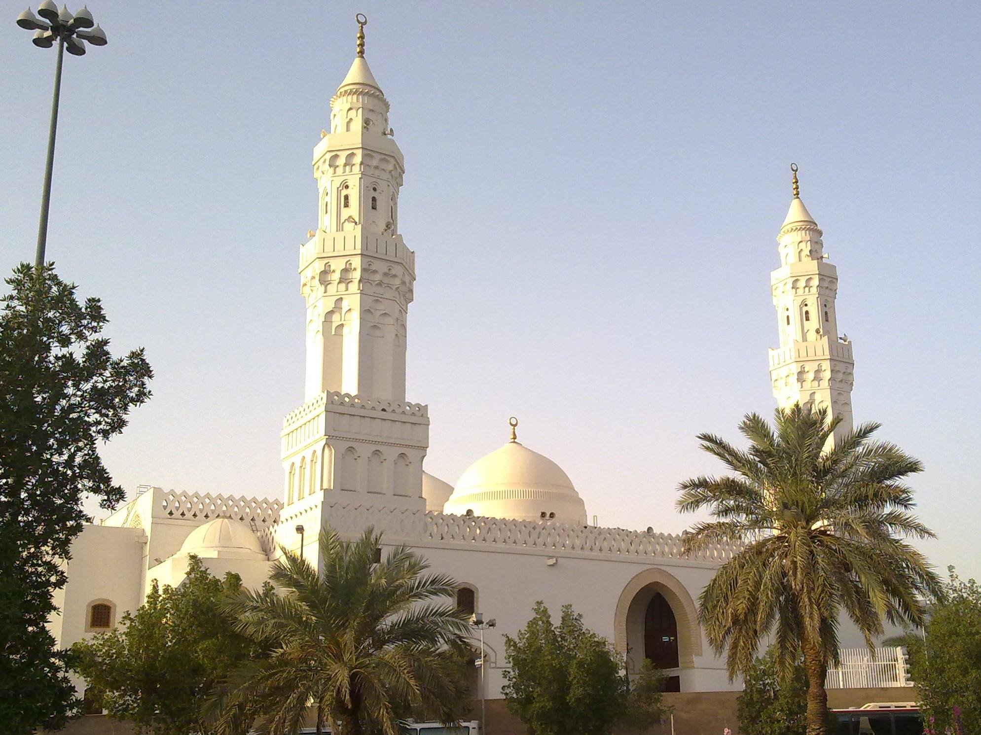 Private Madinah Ziyarah Tour – 3 Hours