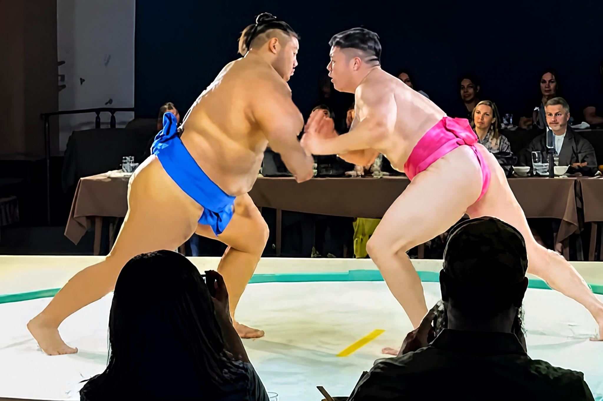Osaka: KONISHIKI-Supervised Sumo | Watch, Taste & Challenge
