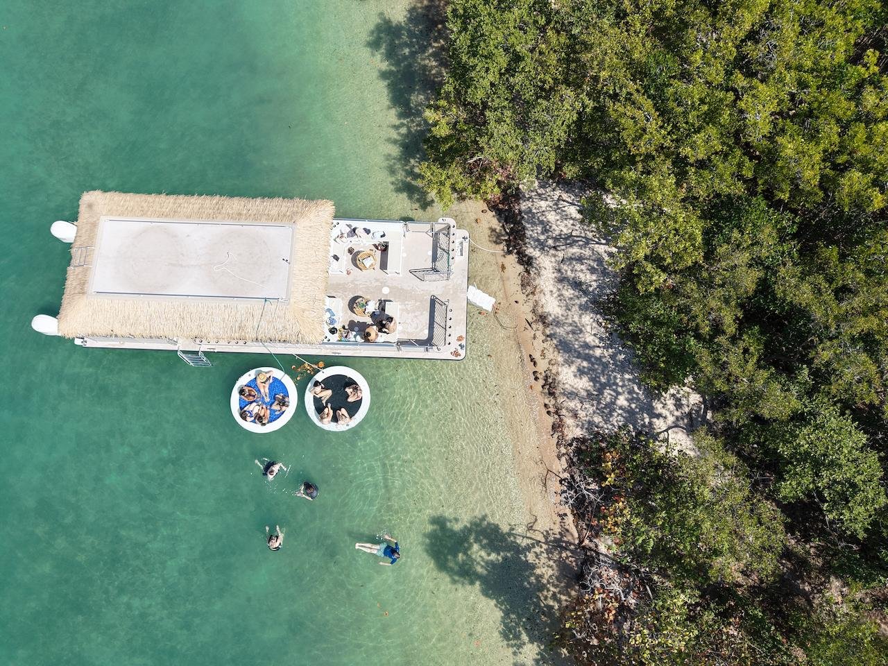 Raccoon Island Miami tour — Biscayne Bay wildlife boat cruise — image 1