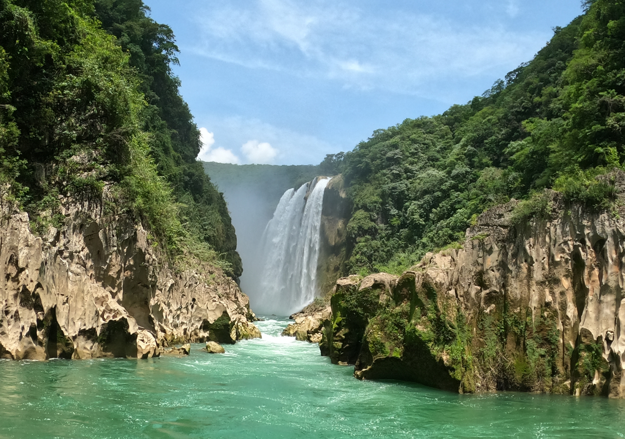 Tamul Waterfall and Cueva del Agua Cenote Adventure