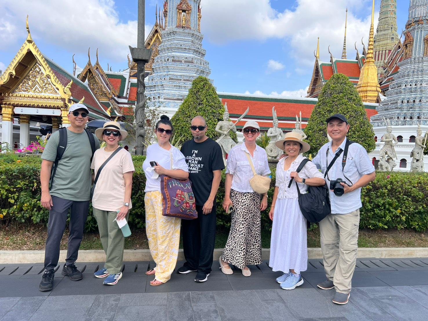 Bangkok Cultural Half-Day: Grand Palace, Wat Pho & Wat Arun