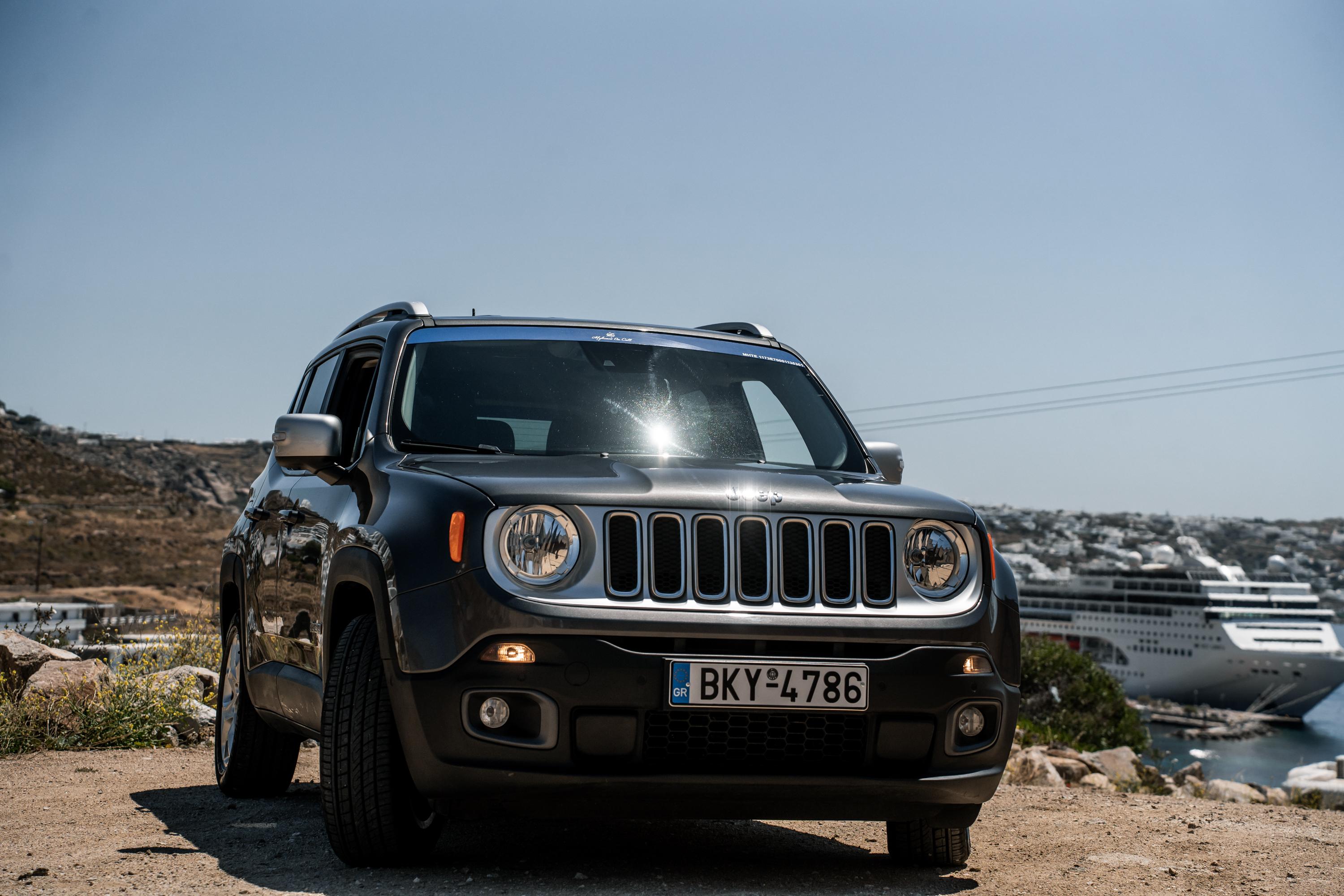 Private Mykonos Airport & Port Transfers (Jeep Renegade)