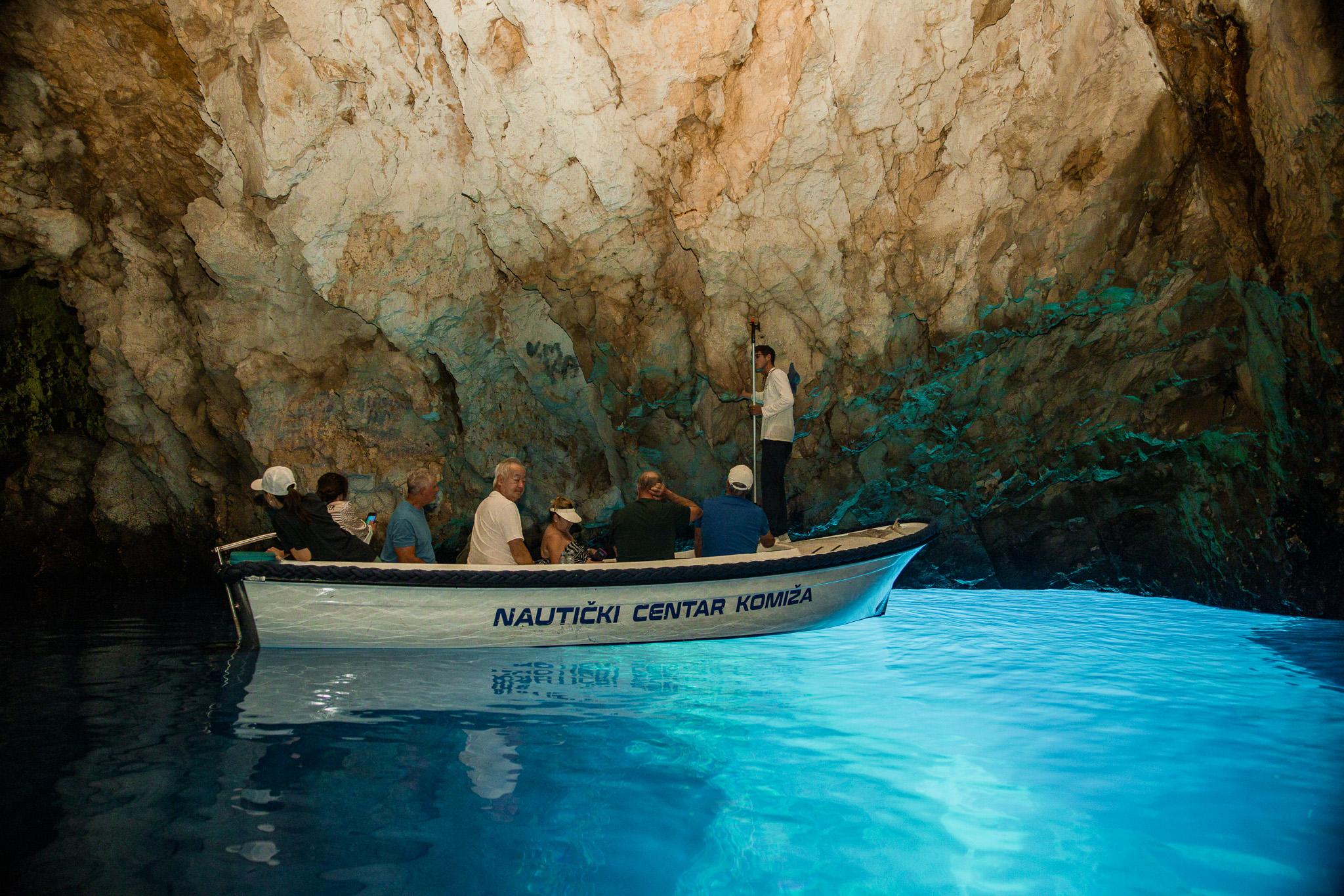 Split: 5-Island Speedboat Adventure with Blue Cave & Hvar