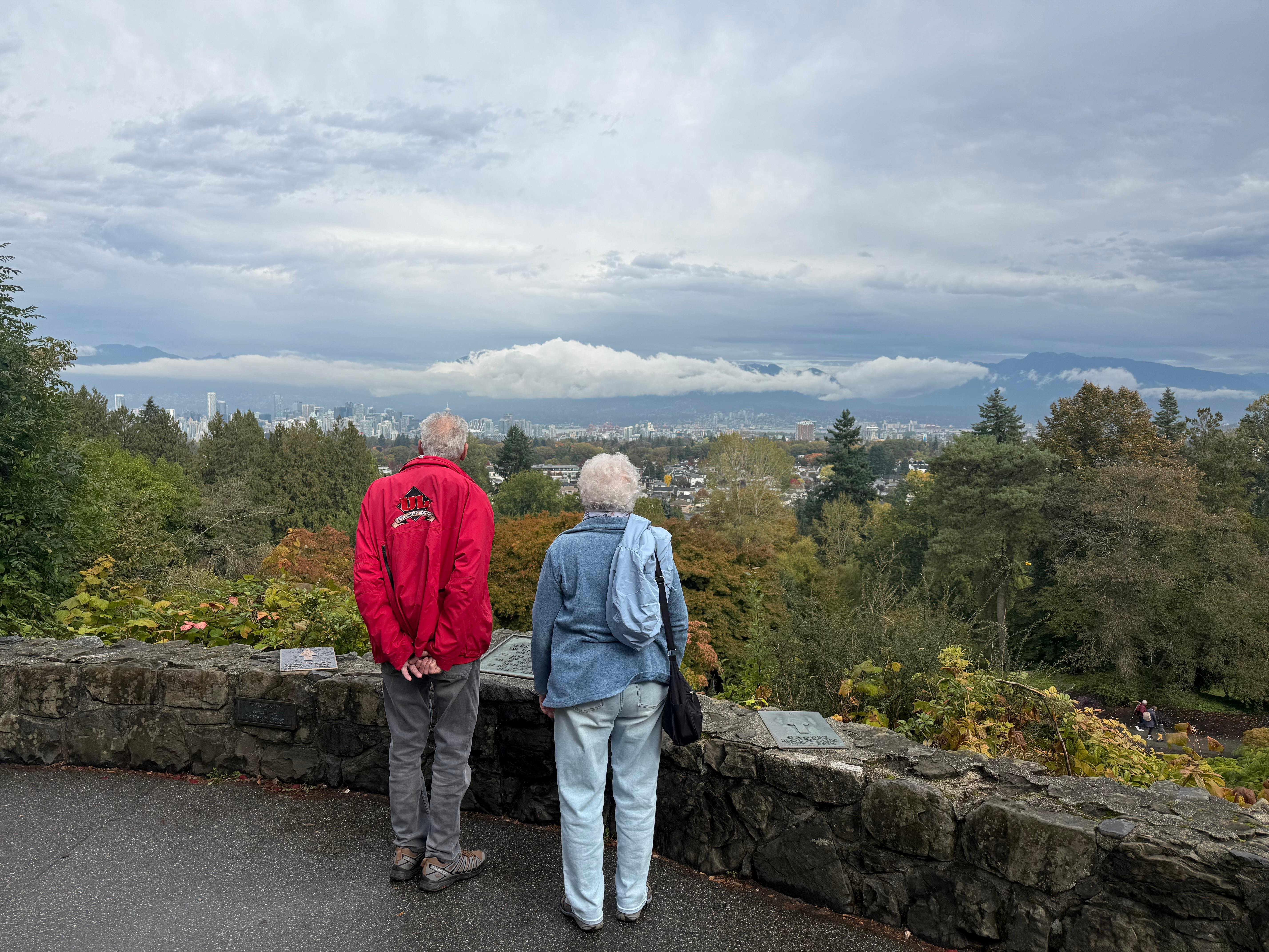 Vancouver Highlights: Private Car Tour of City Landmarks