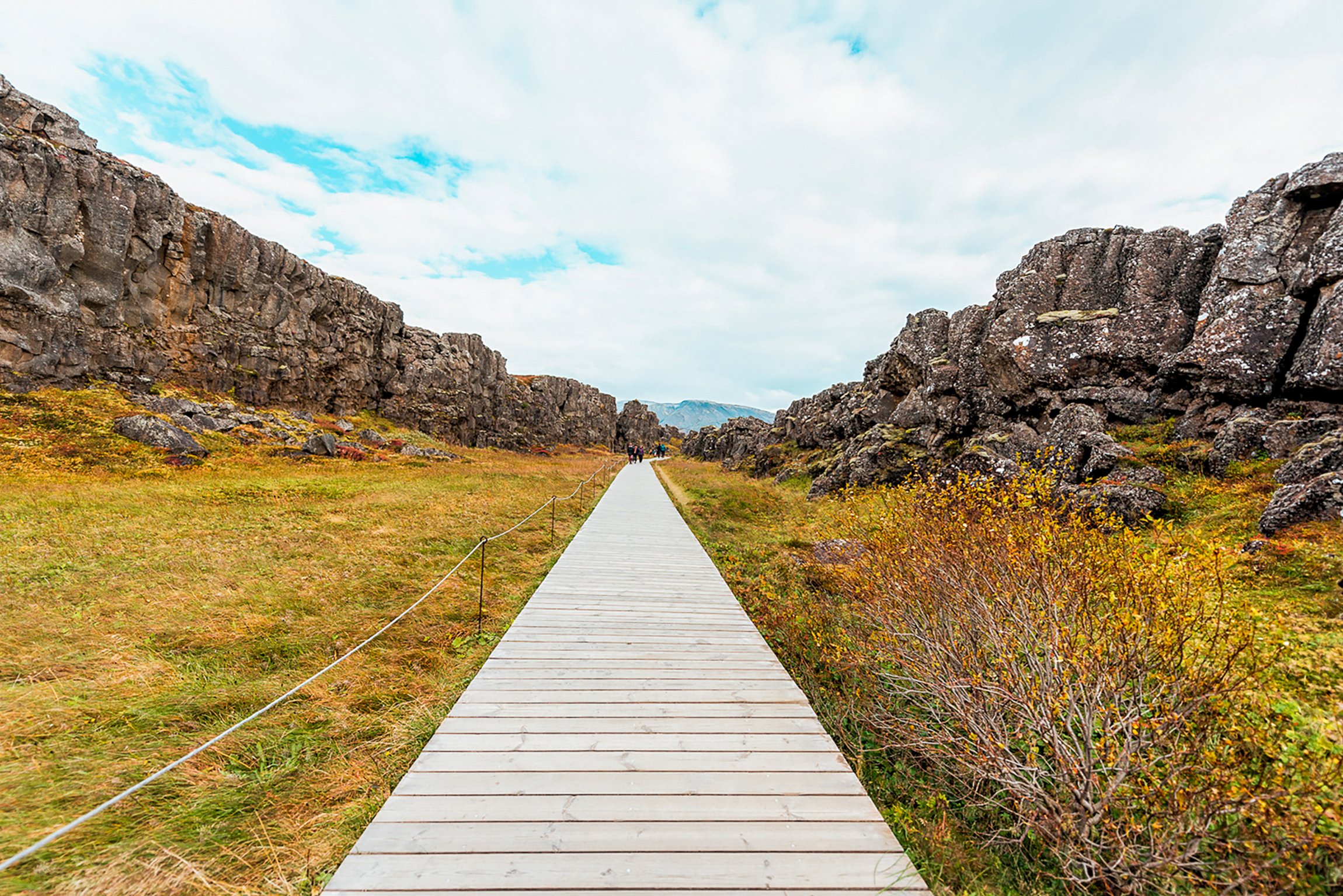 Golden Circle tour from Reykjavik — Þingvellir, Geysir, Gullfoss and Kerið crater — image 6