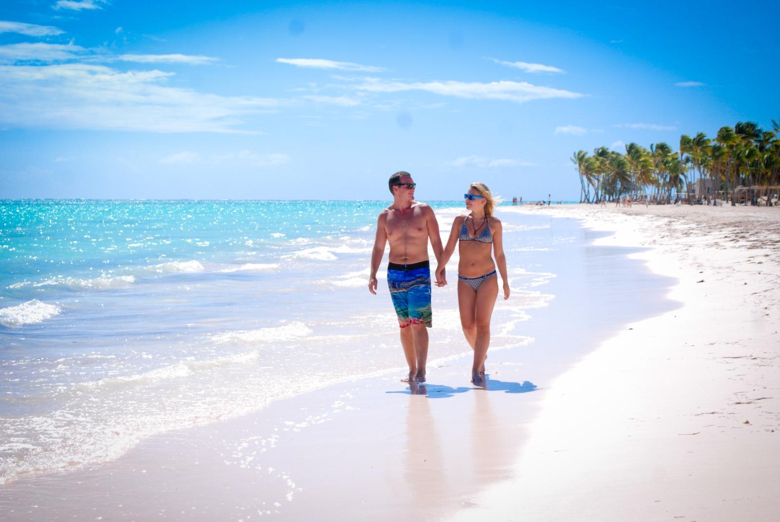 Cap Cana VIP Catamaran Day: Juanillo Beach Club & Blue Hole Cenote