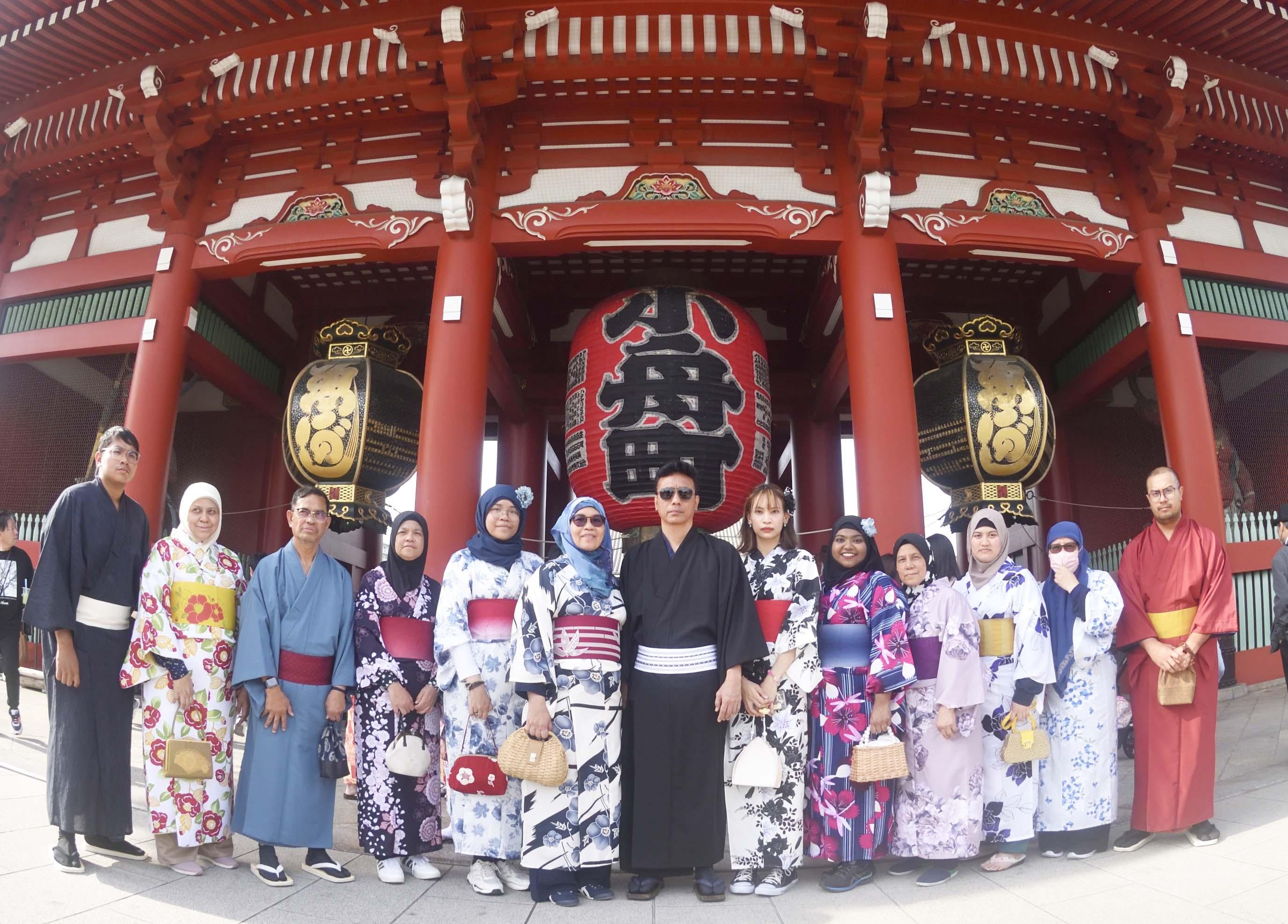 Kimono rental in Asakusa, Tokyo — image 13