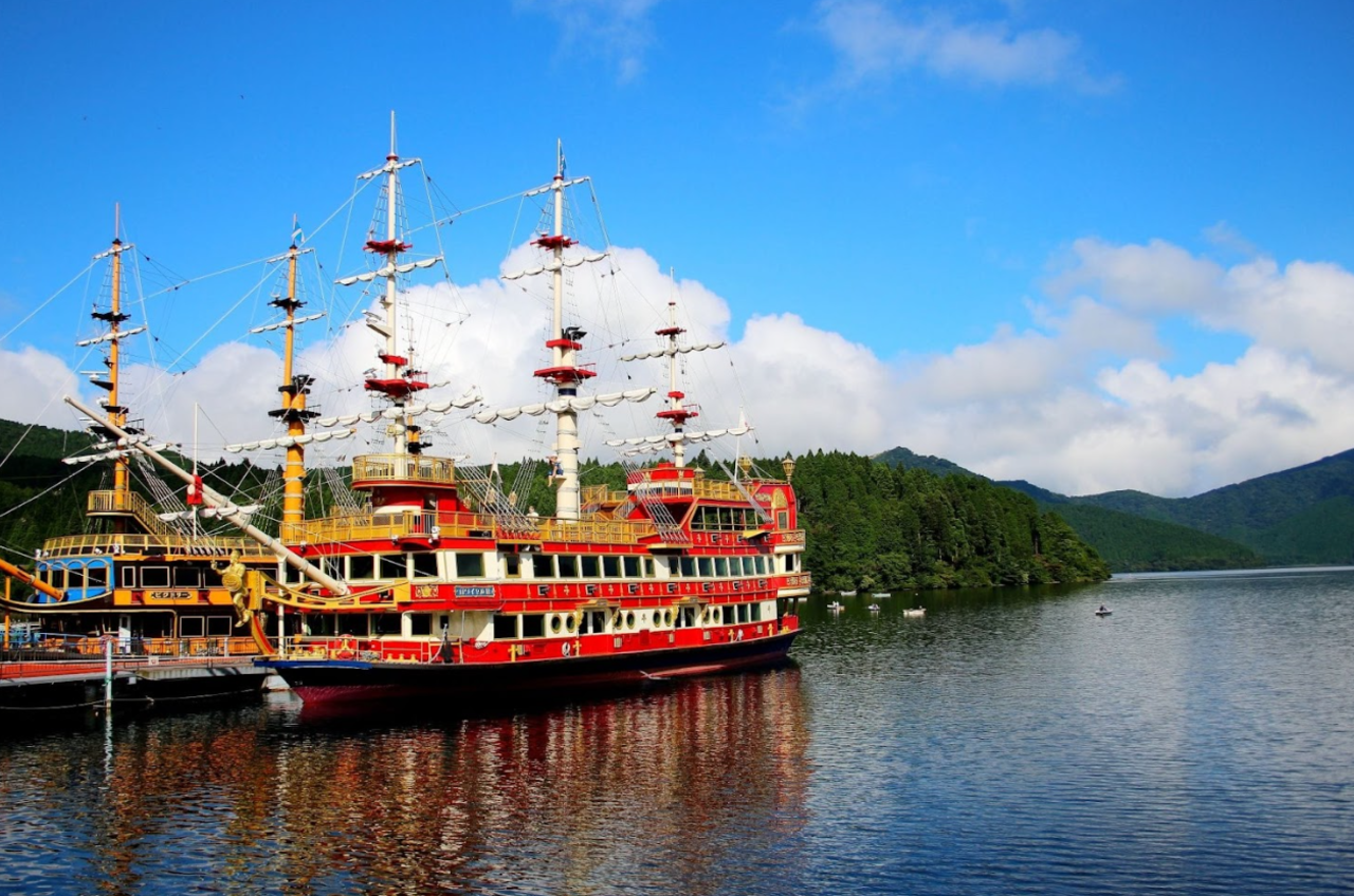 Mt. Fuji, Gotemba & Hakone Day Tour from Tokyo