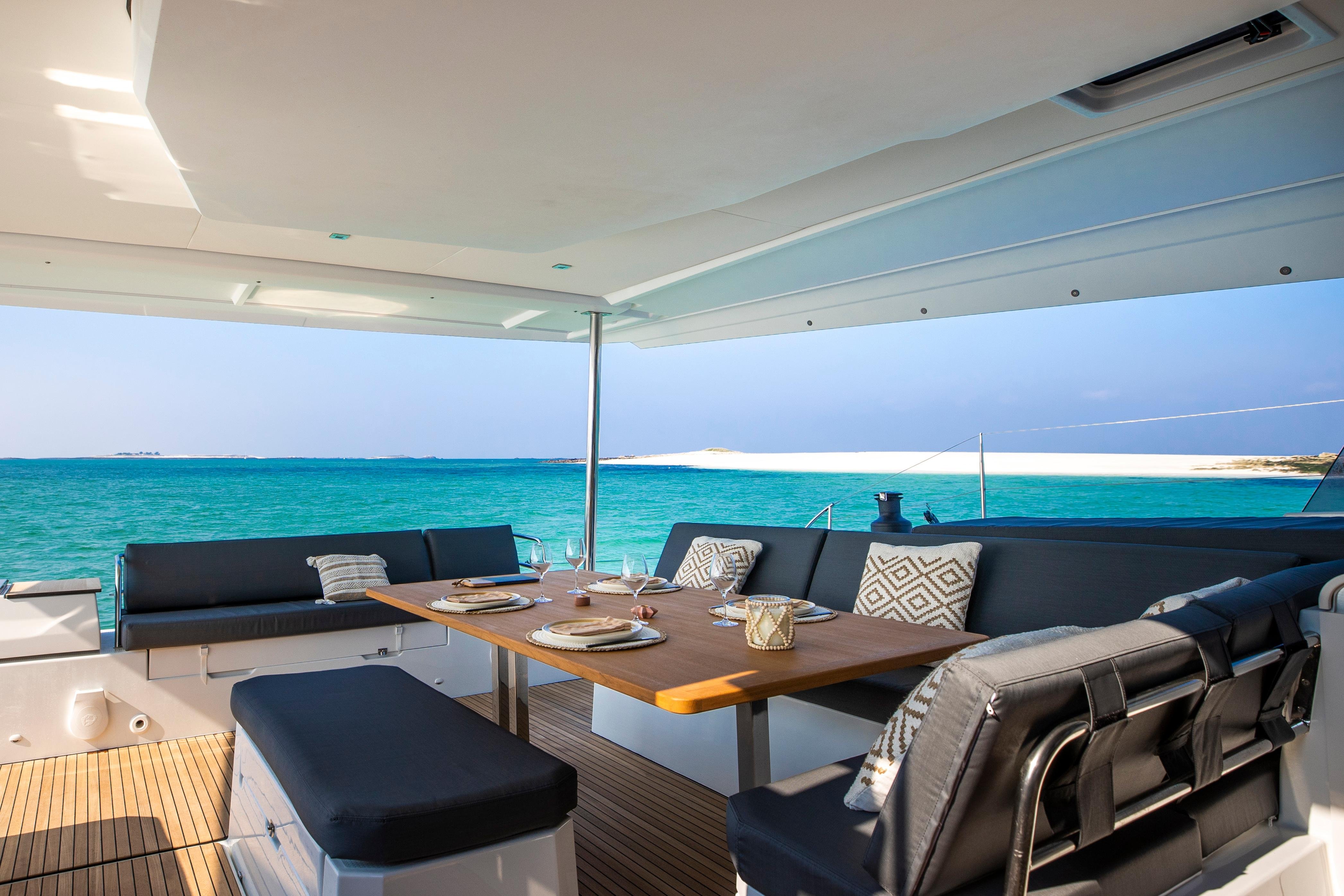 Mykonos Luxury Catamaran Cruise with 3-Course Gourmet Meal