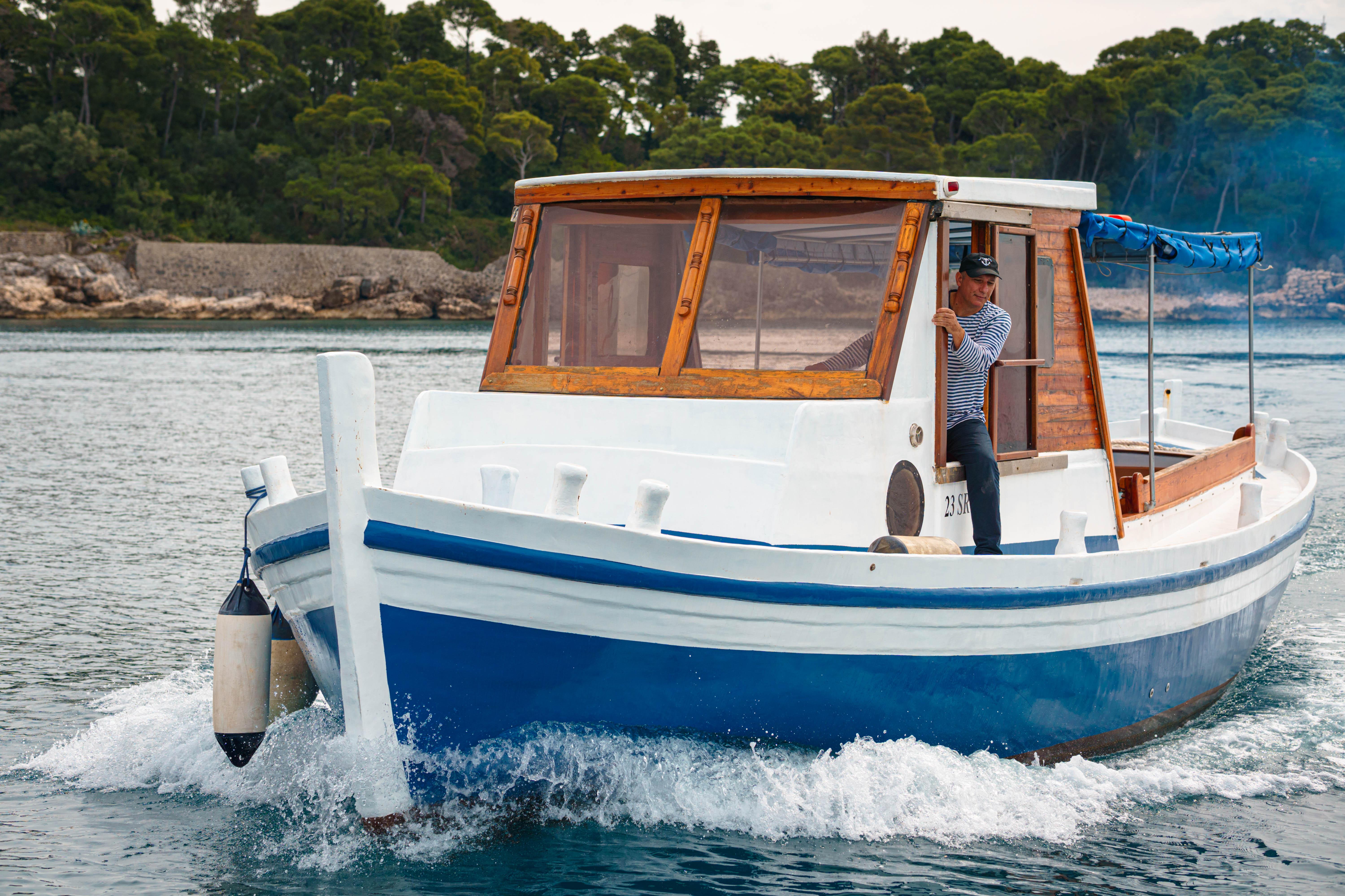 Full-Day Blue Cave & Elaphiti Islands Cruise from Dubrovnik
