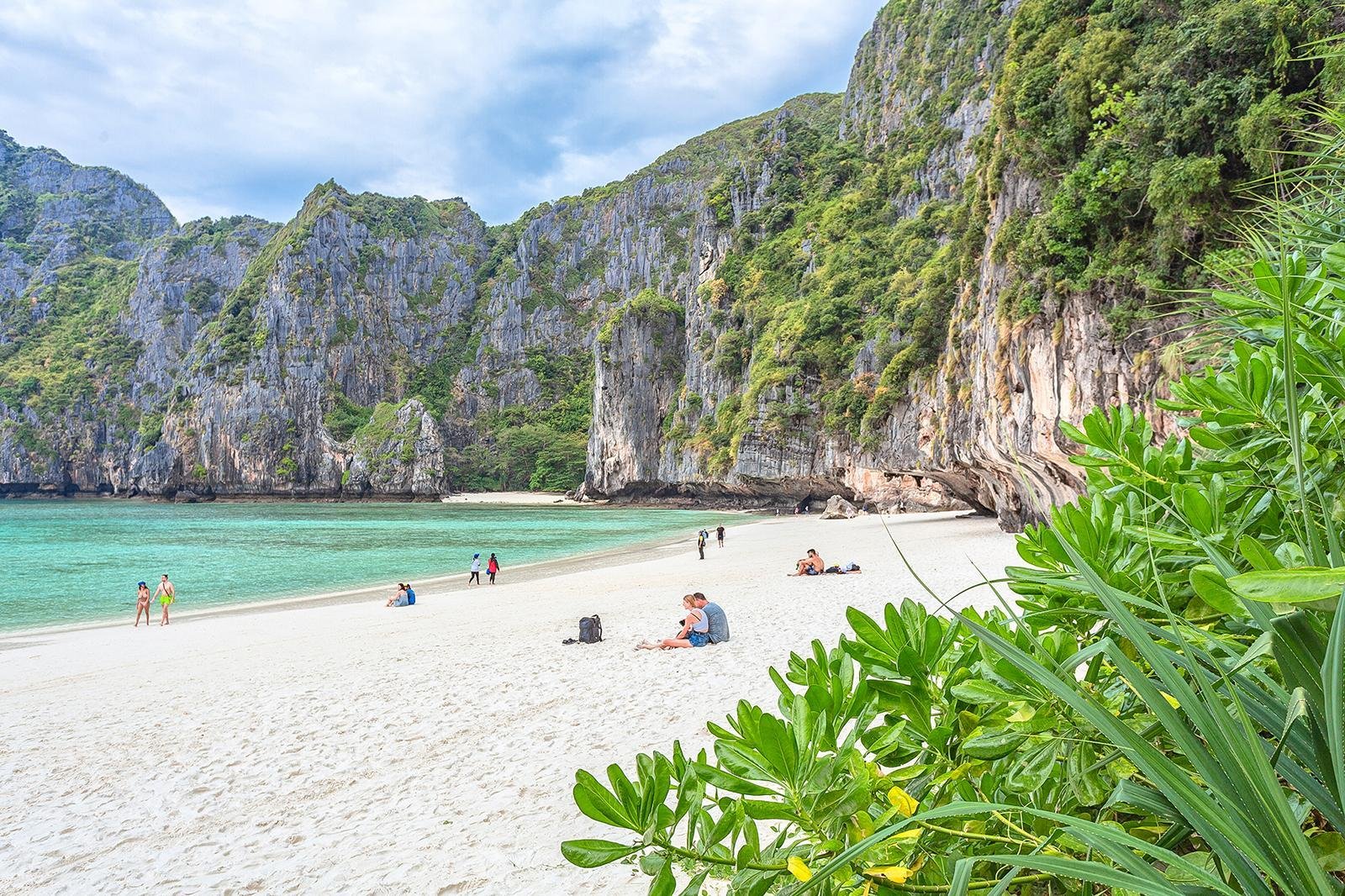 Krabi: Maya Bay, Phi Phi & Bamboo Island Speedboat Day Tour