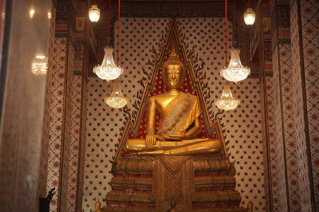 Bangkok Essential Icons: Grand Palace, Temples & Canal Cruise