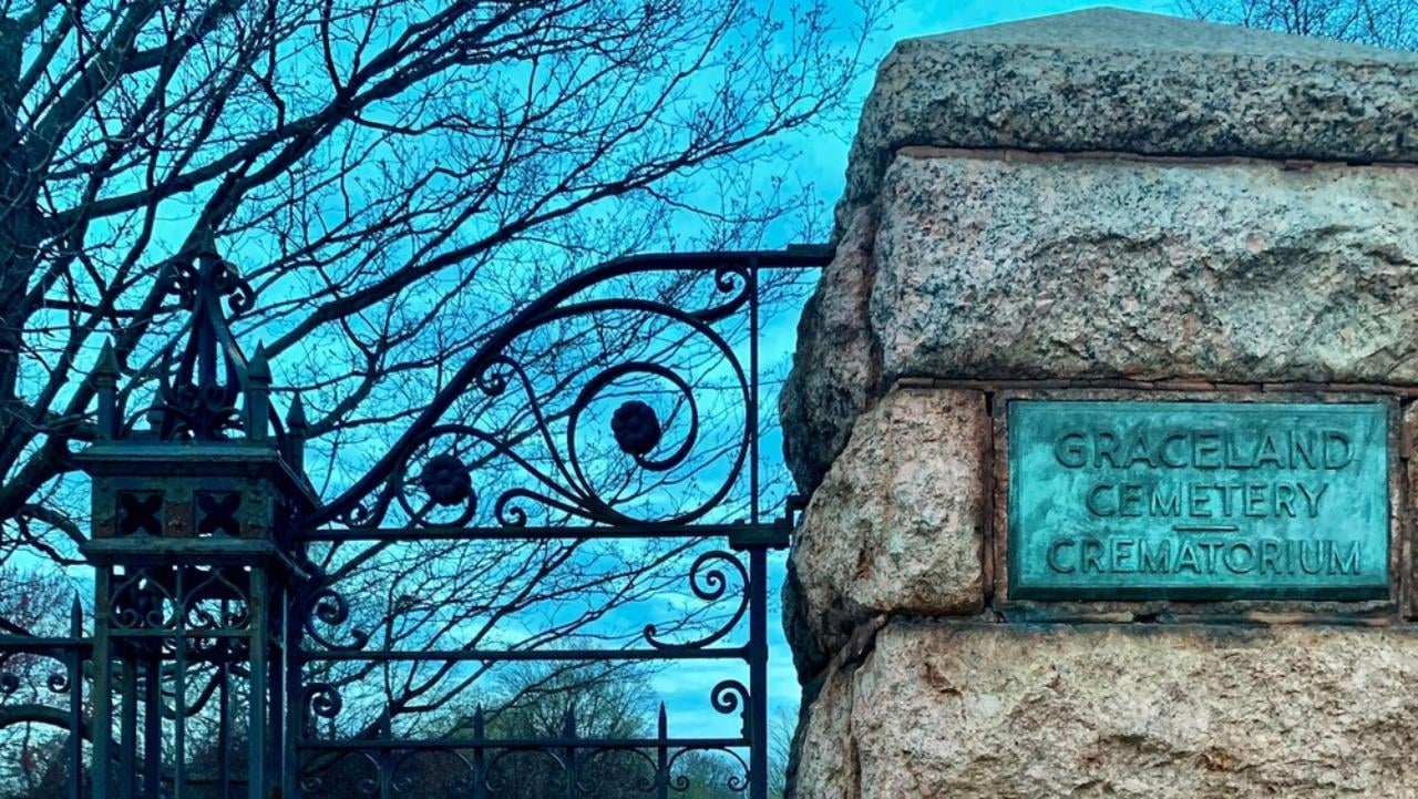 Graceland Cemetery monuments