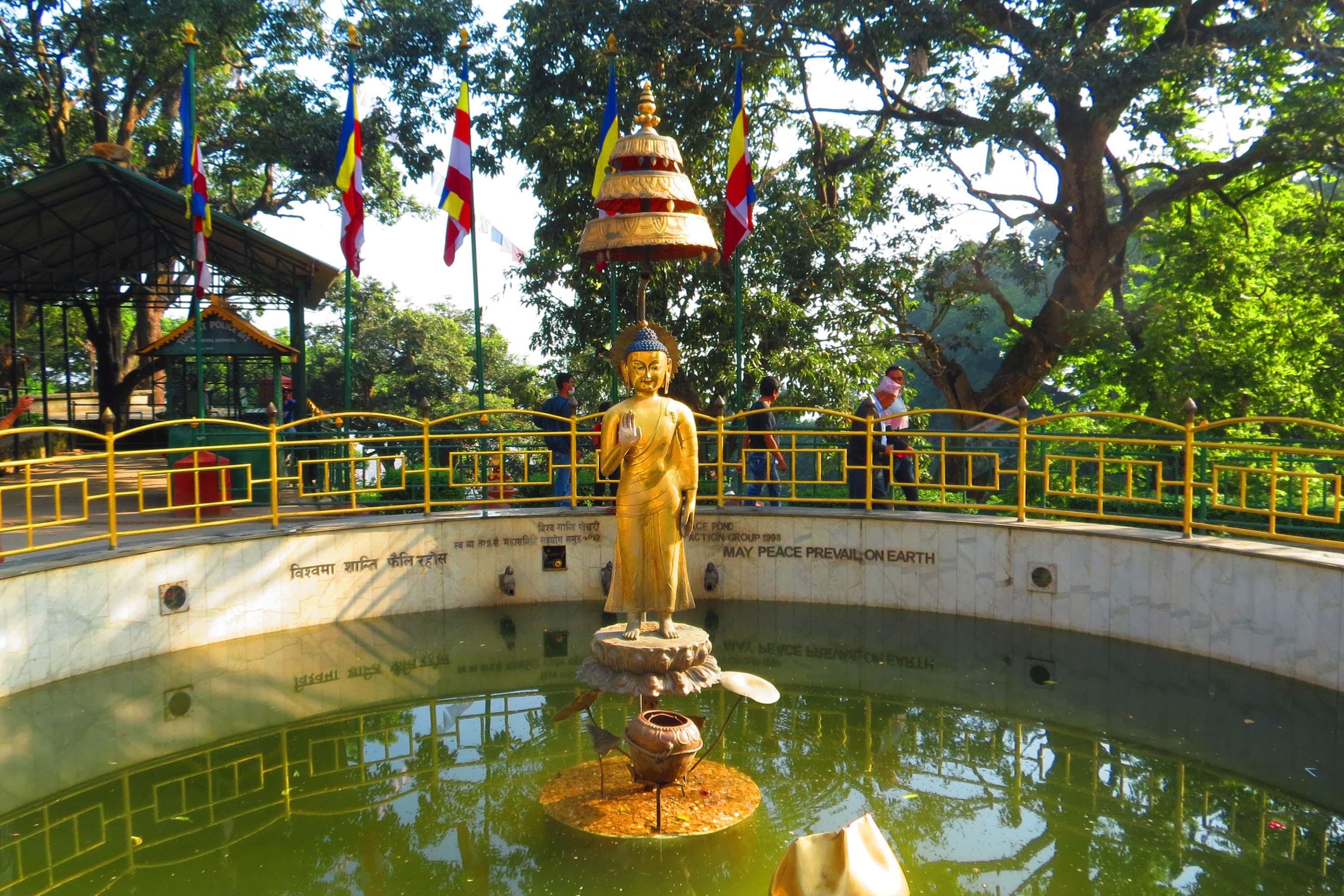 Kathmandu: Chandragiri Cable Car & Monkey Temple Excursion