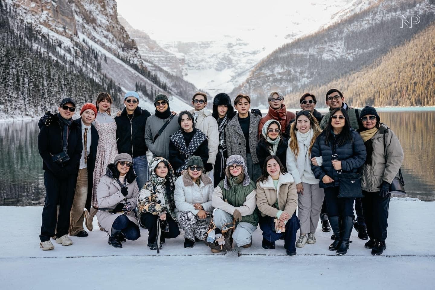 From Banff: Moraine Lake and Lake Louise Half Day Tour