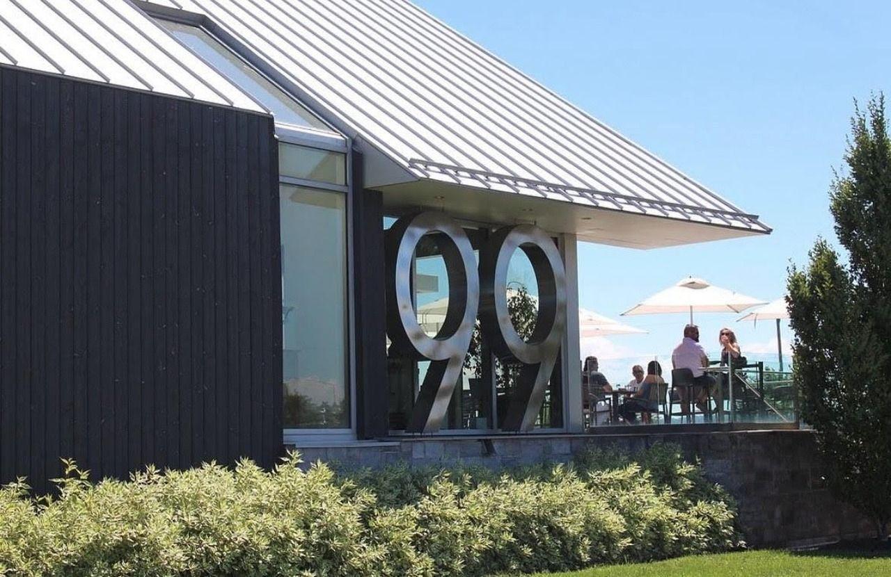 Niagara-on-the-Lake: Premium Winery Tour (Whiskey option)