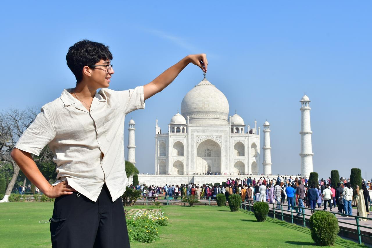 Delhi to Agra Day Trip via Gatimaan Express Train