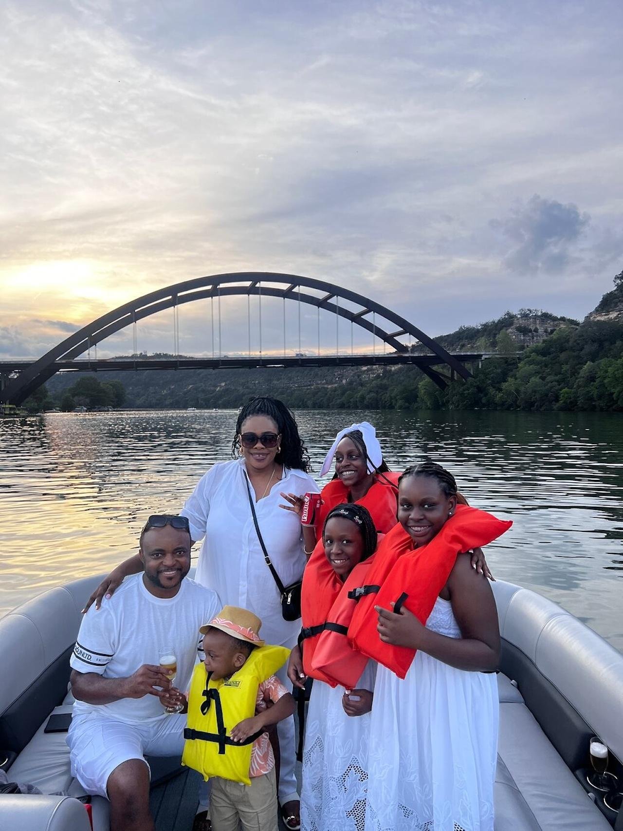 Lake Austin Boat Cruise 1.5 Hour Scenic Tour-Per Person - 2026 (Verified Reviews)