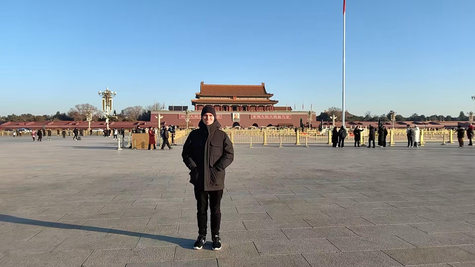 Beijing Forbidden City & Tiananmen Square Guided Tour with Entry Tickets