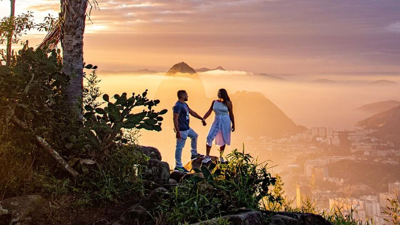 Rio de Janeiro: Sunrise Photography at Mirante Dona Marta