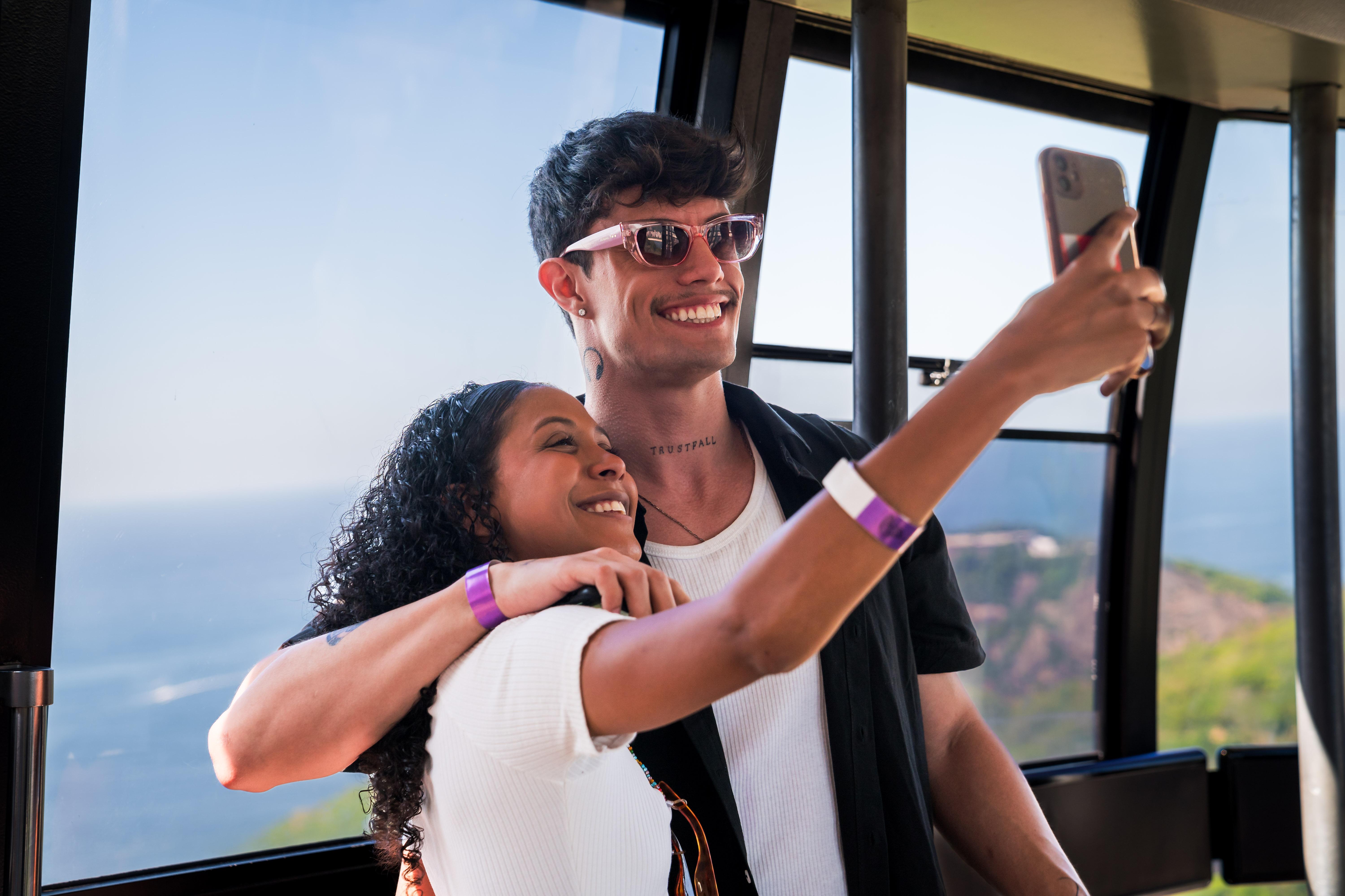 Rio City Highlights: Christ the Redeemer, Sugarloaf & Brazilian BBQ