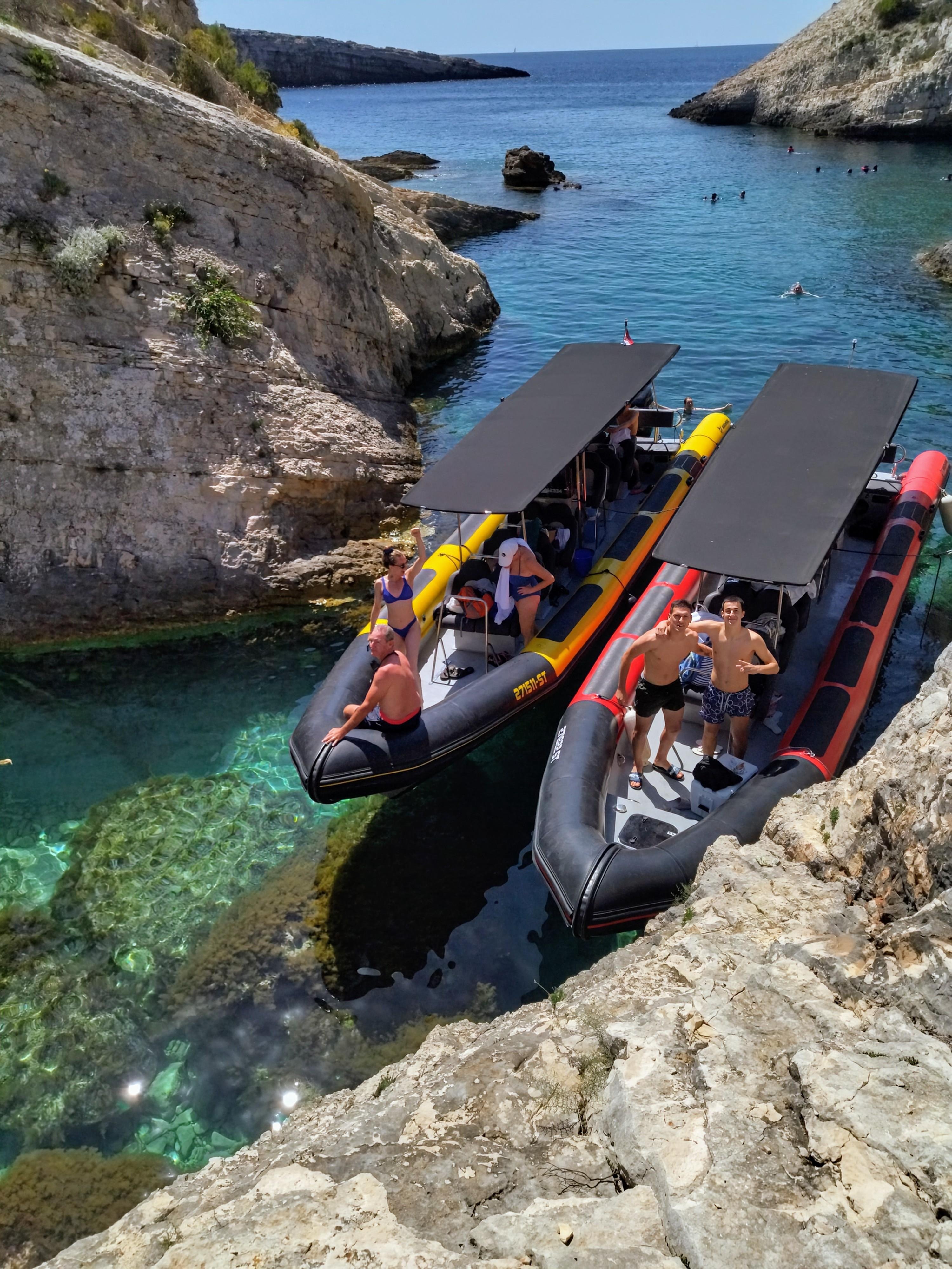 5-Island Speedboat Adventure: Blue Cave & Hvar from Split