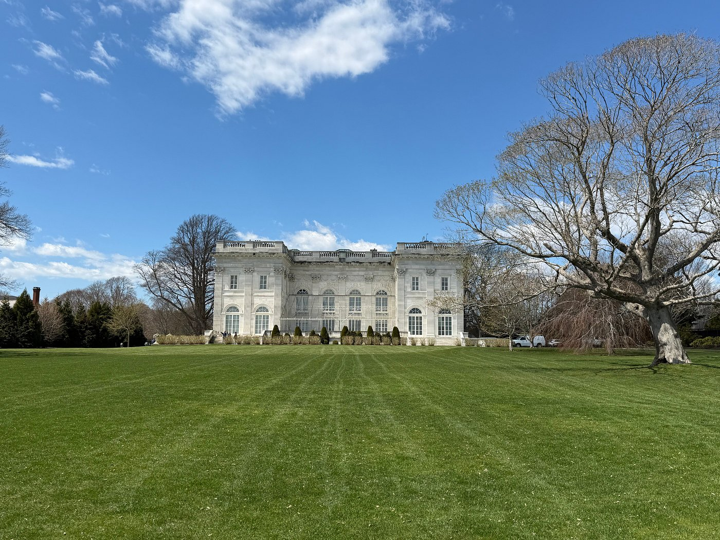 Newport Scenic Bus Tour with Mansion Entry