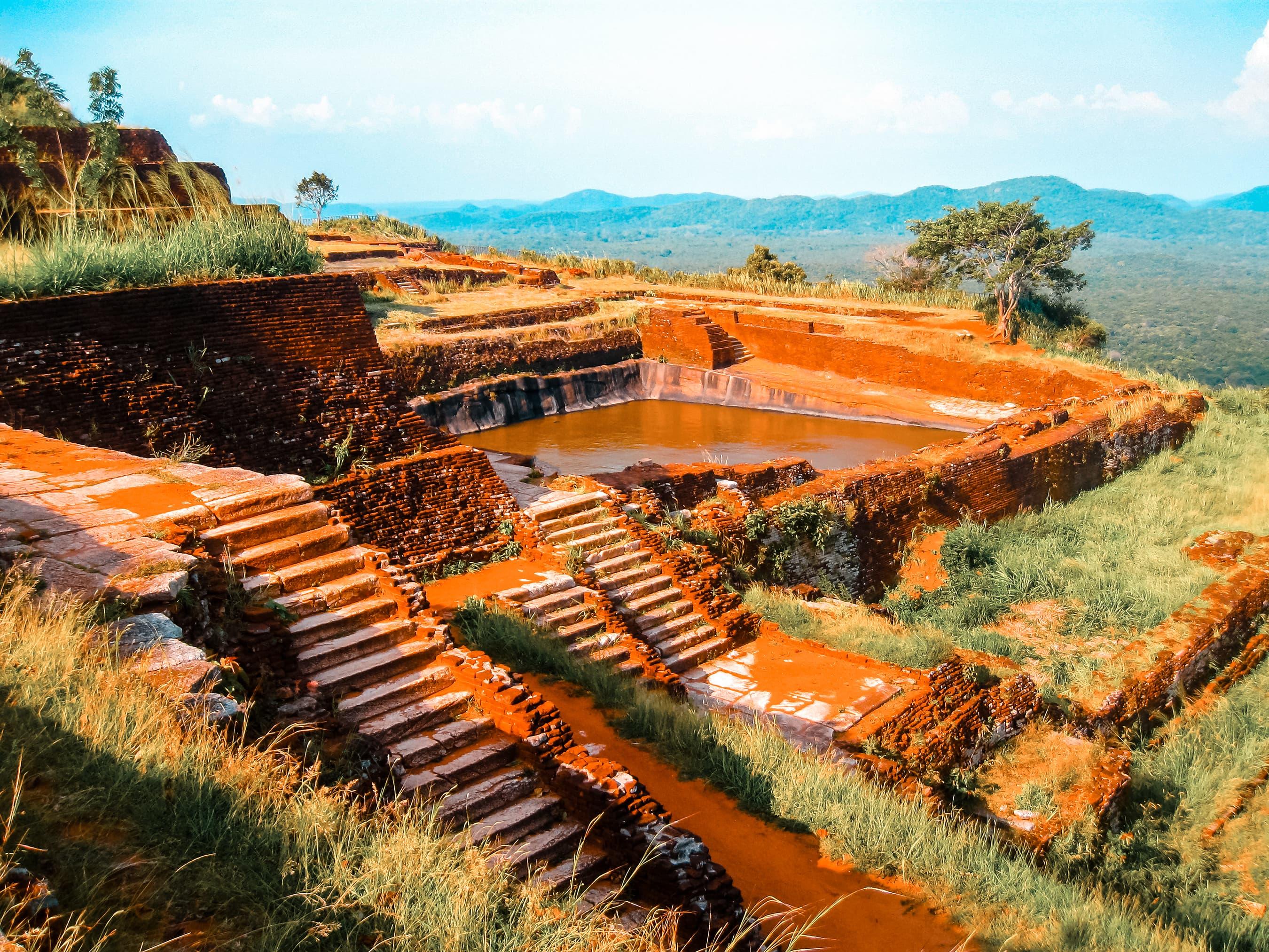 3-Day Sri Lanka Highlights: Sigiriya, Kandy & Ella Train Journey