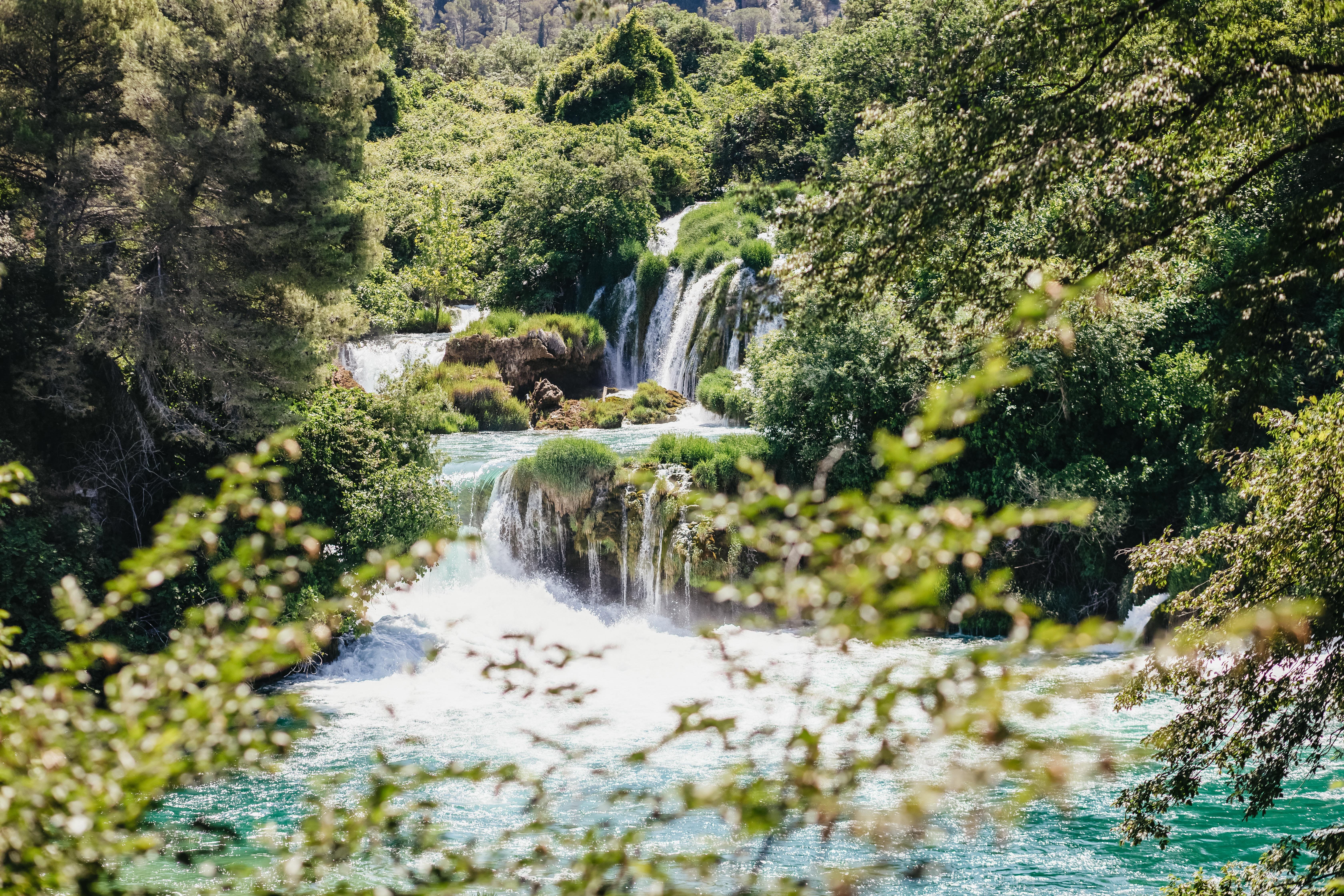 Split: Krka Waterfalls, Boat Cruise & Primosten Swim