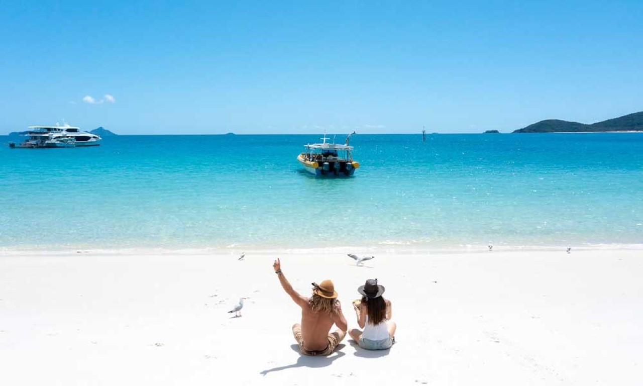 Whitsundays Full-Day: Whitehaven Beach, Hill Inlet & Reef Snorkel