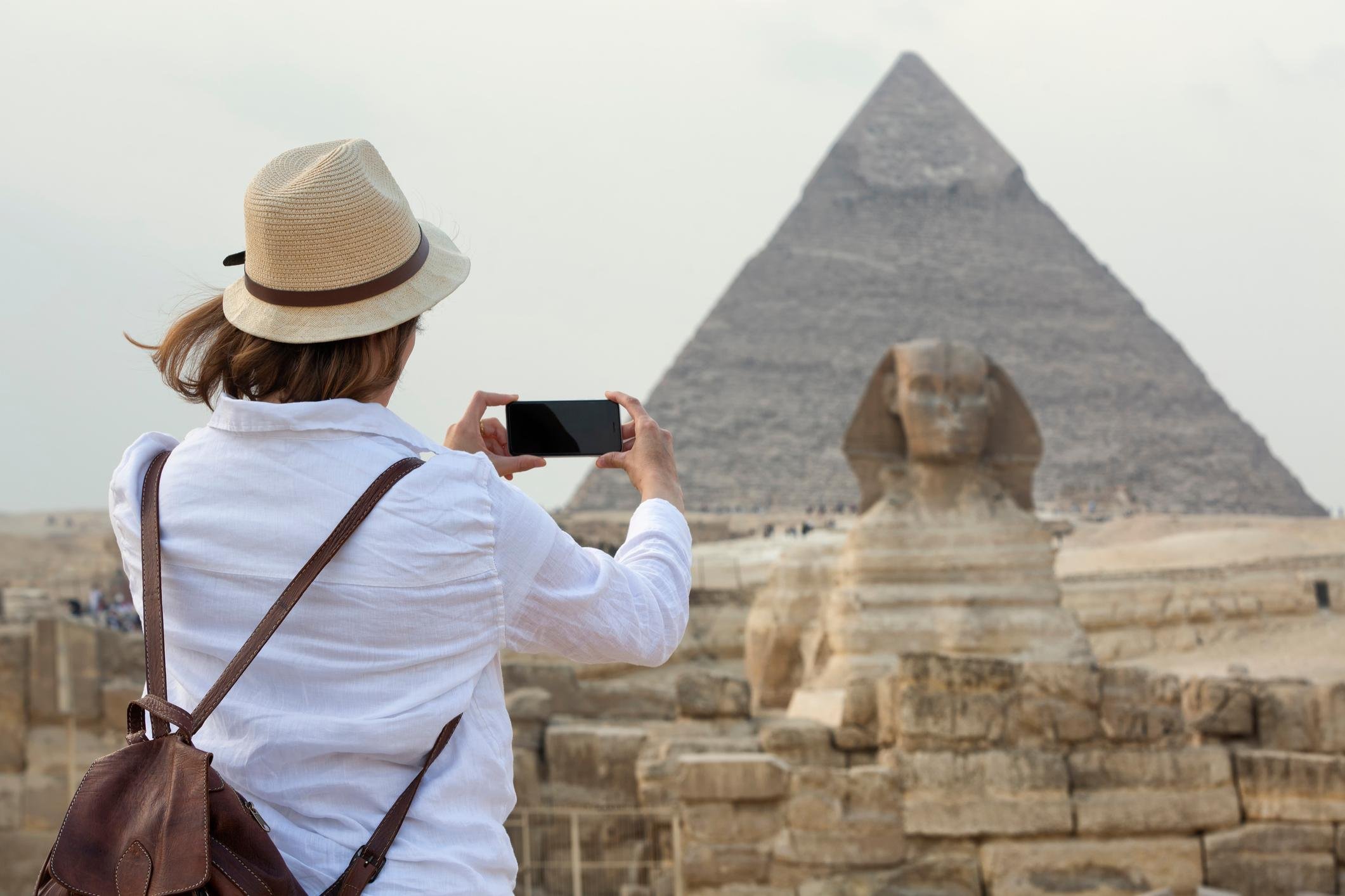 Private Giza Pyramids Tour with Camel Trek & Lunch