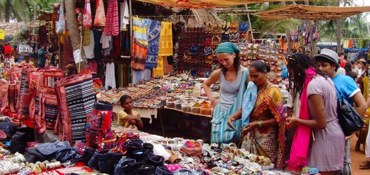 Delhi Personal Shopping Tour with Local Female Expert