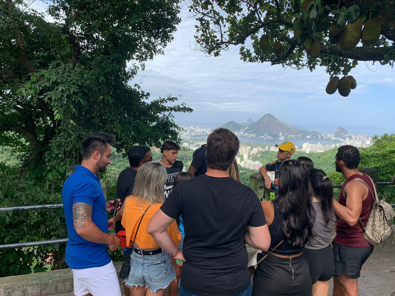 Rocinha Favela 3-Hour Walking Tour with a Local Guide