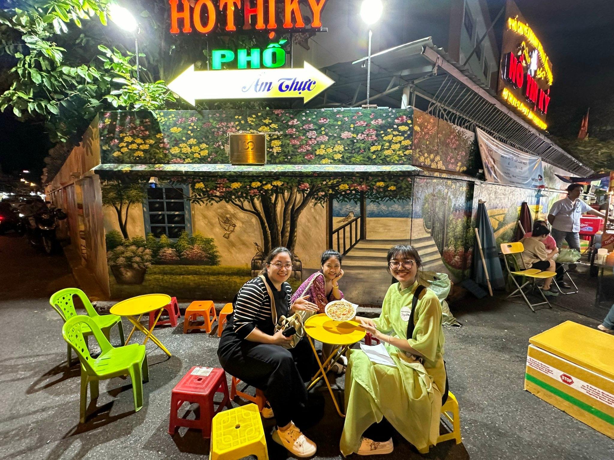 food tour in Saigon — photo 53