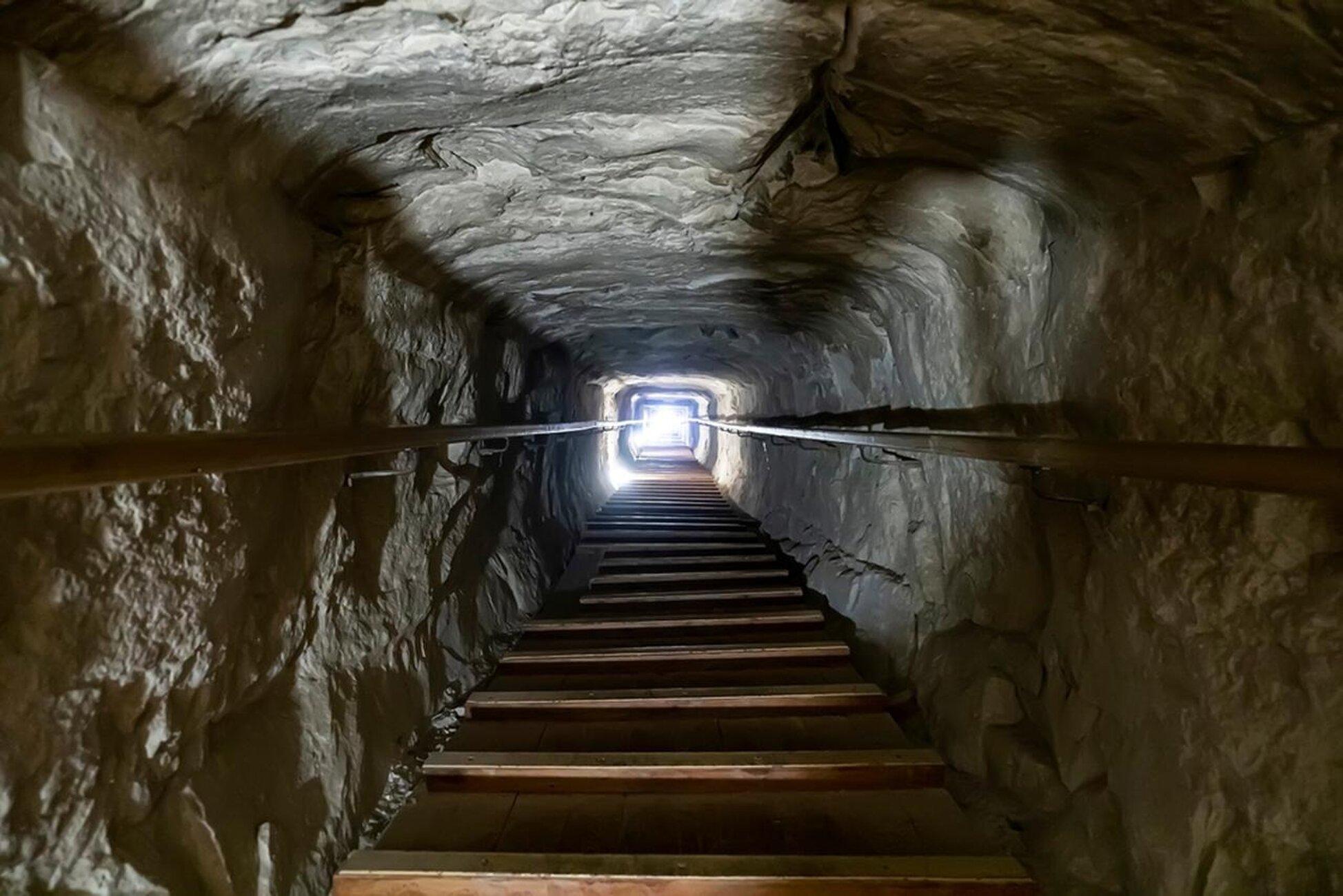 Cairo Pyramids & Museum Day Trip from Hurghada
