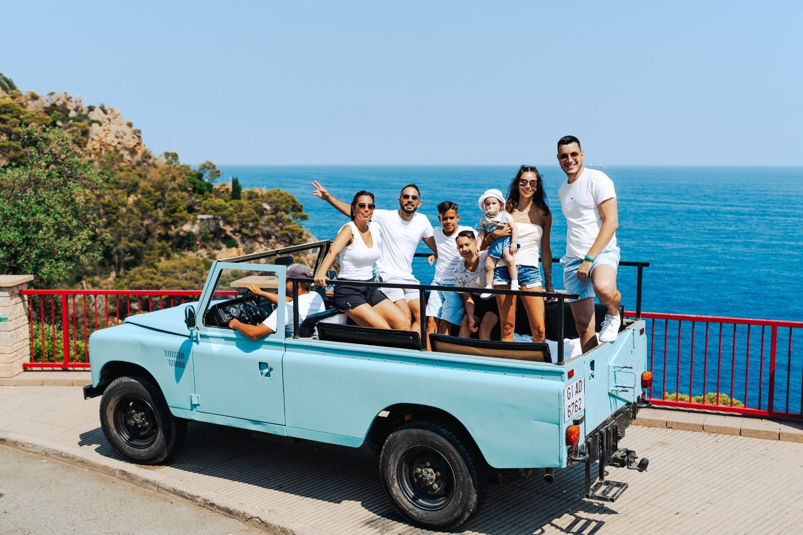 Vintage Land Rover Costa Brava Adventure