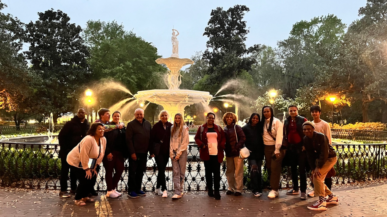 Savannah: Ghosts, Asylums, Voodoo, and Horror Walking Tour