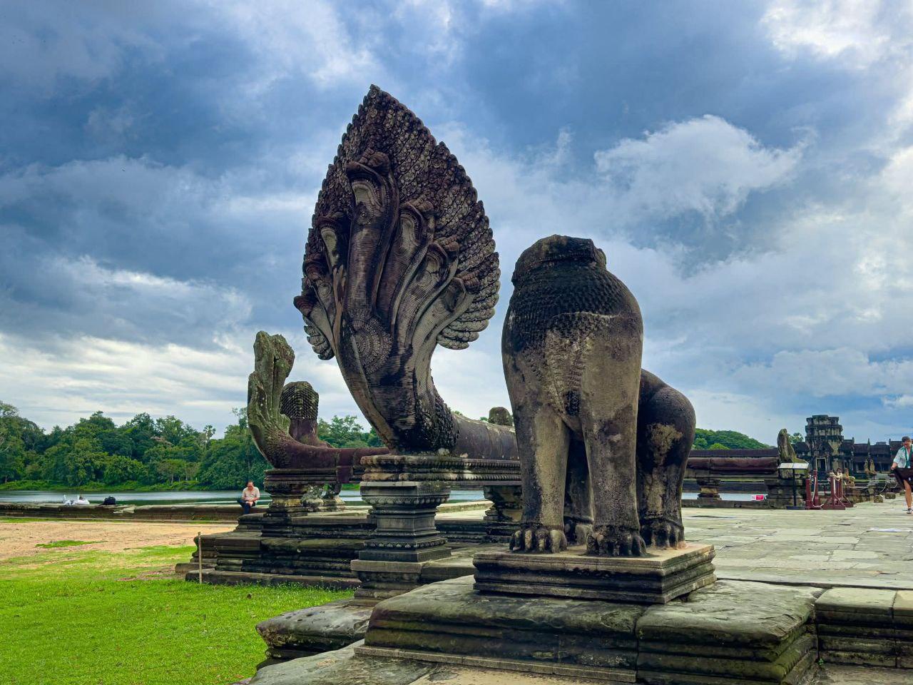 Siem Reap: 3-Day Private Temples & Floating Village Adventure