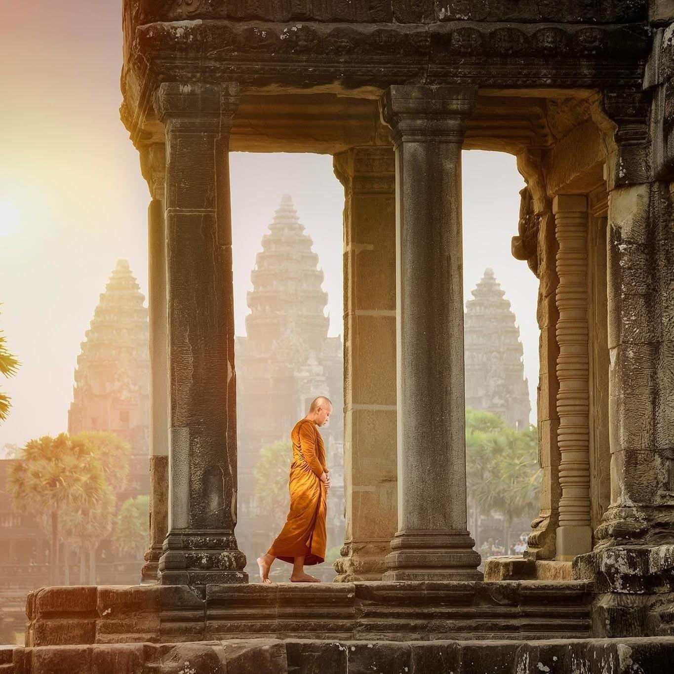 Siem Reap: Bespoke Angkor Wat Sunrise or Sunset Private Tour